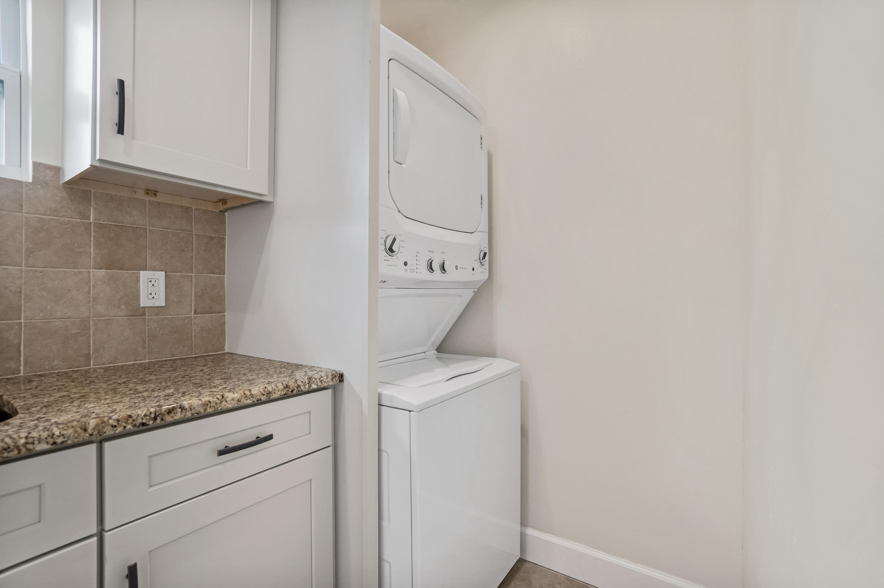 SUNRISE COURT - Residential