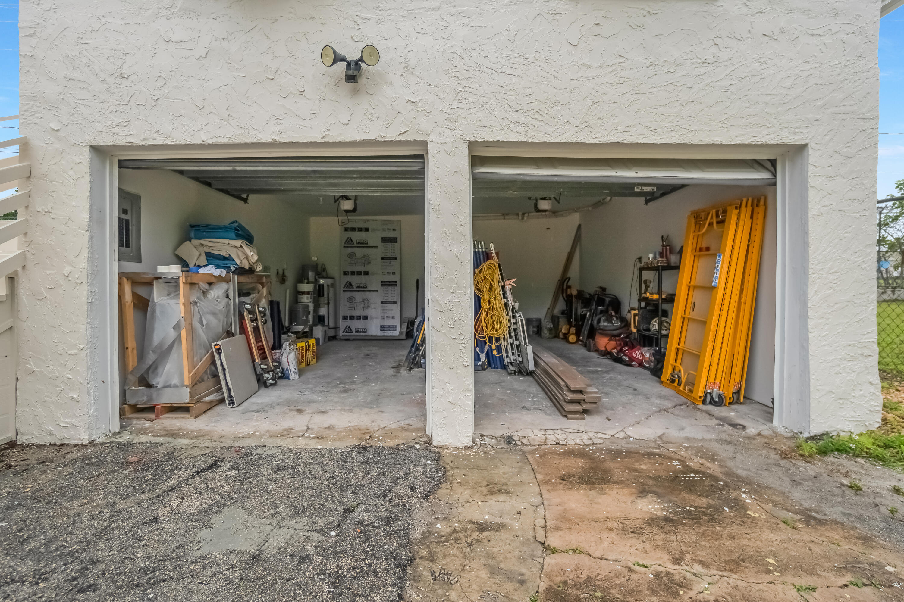 SUNRISE COURT - Residential