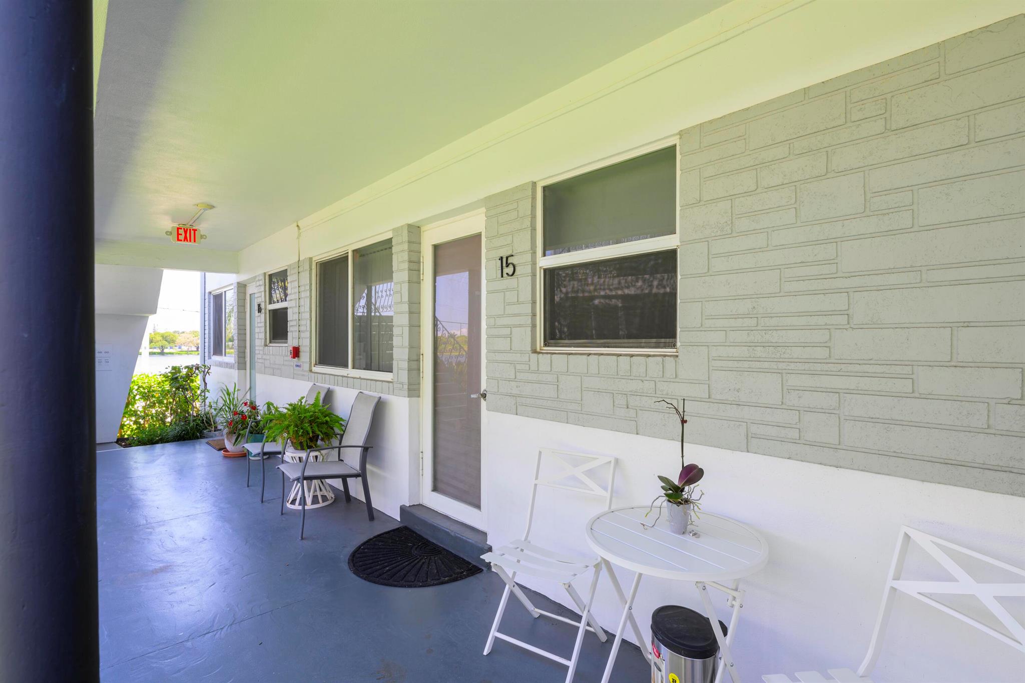 302 Lake Osborne Drive 15