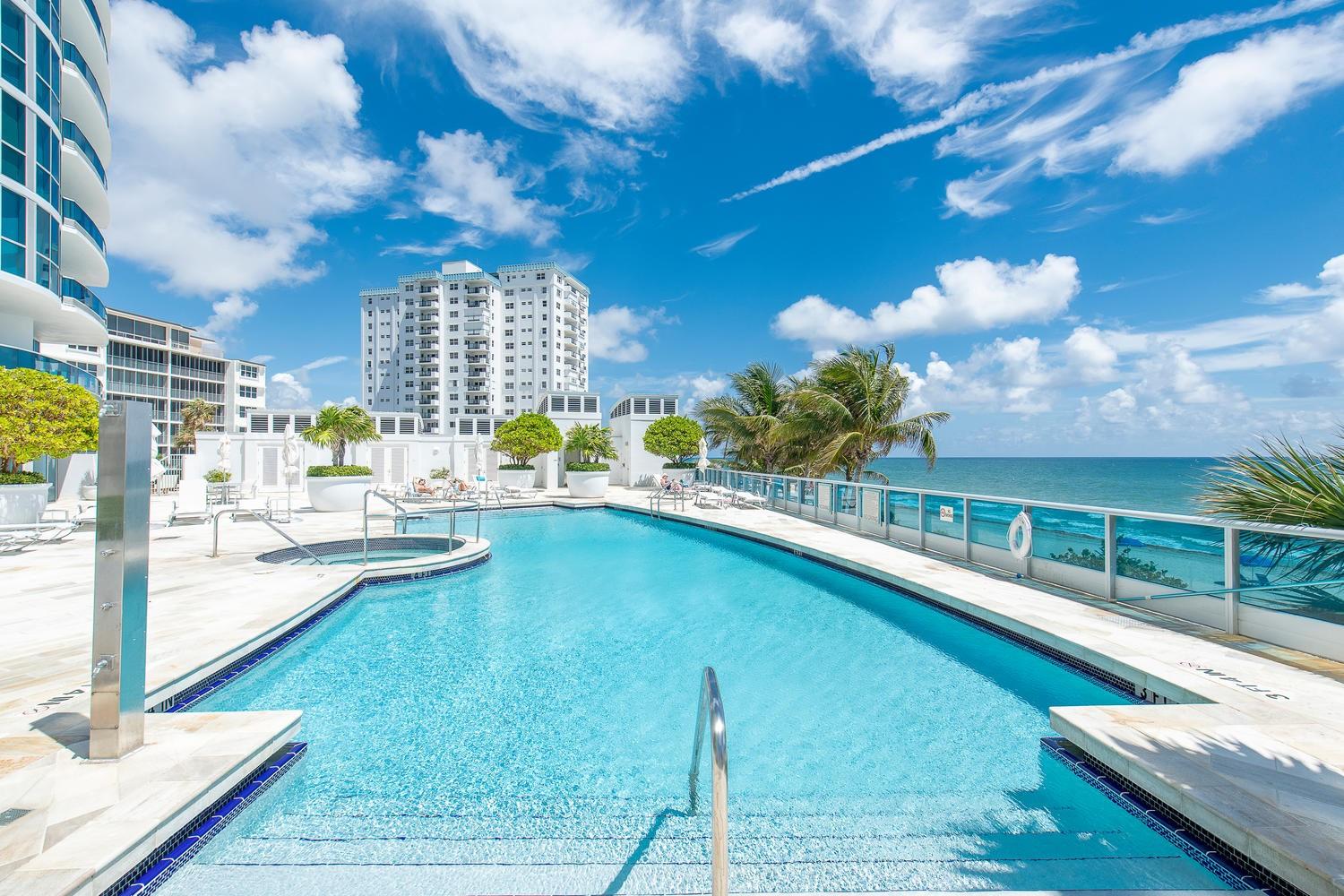 Aquazul - Residential