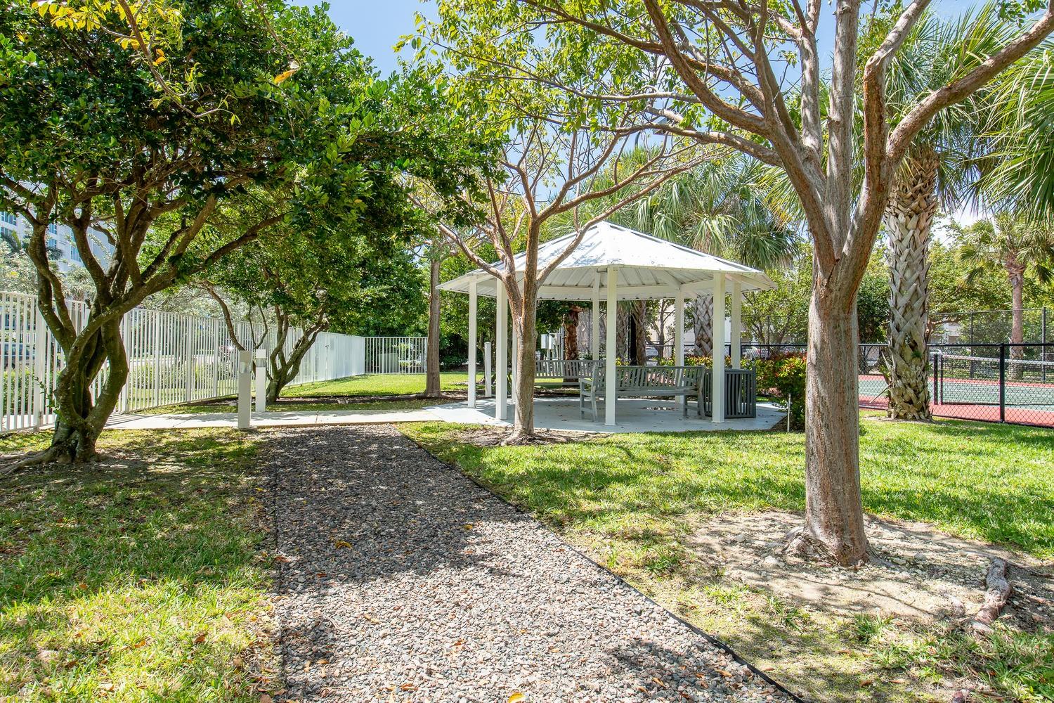 Aquazul - Residential