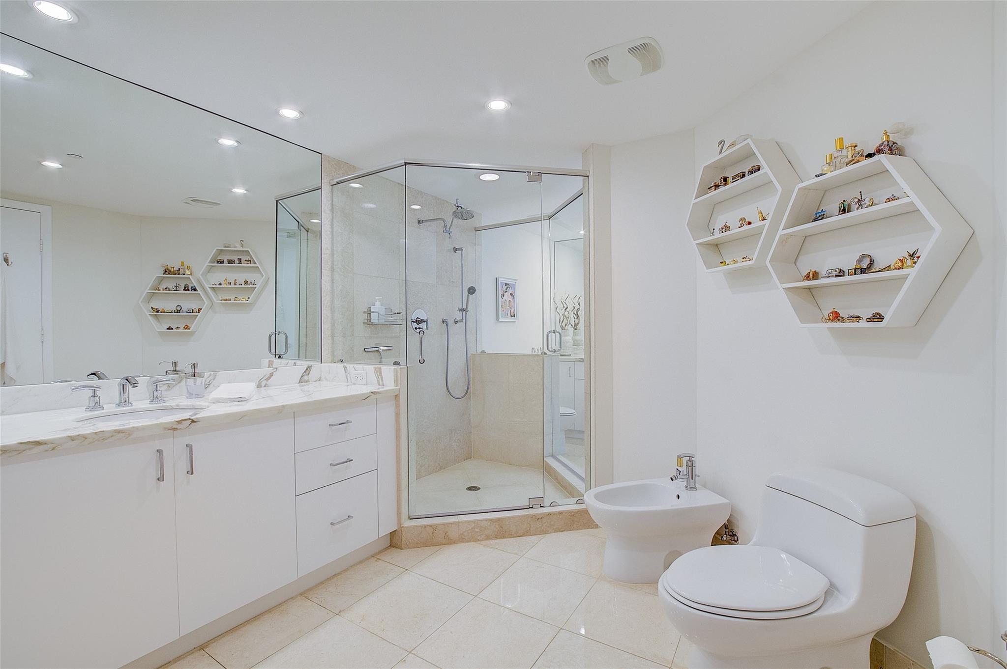 Aquazul - Residential