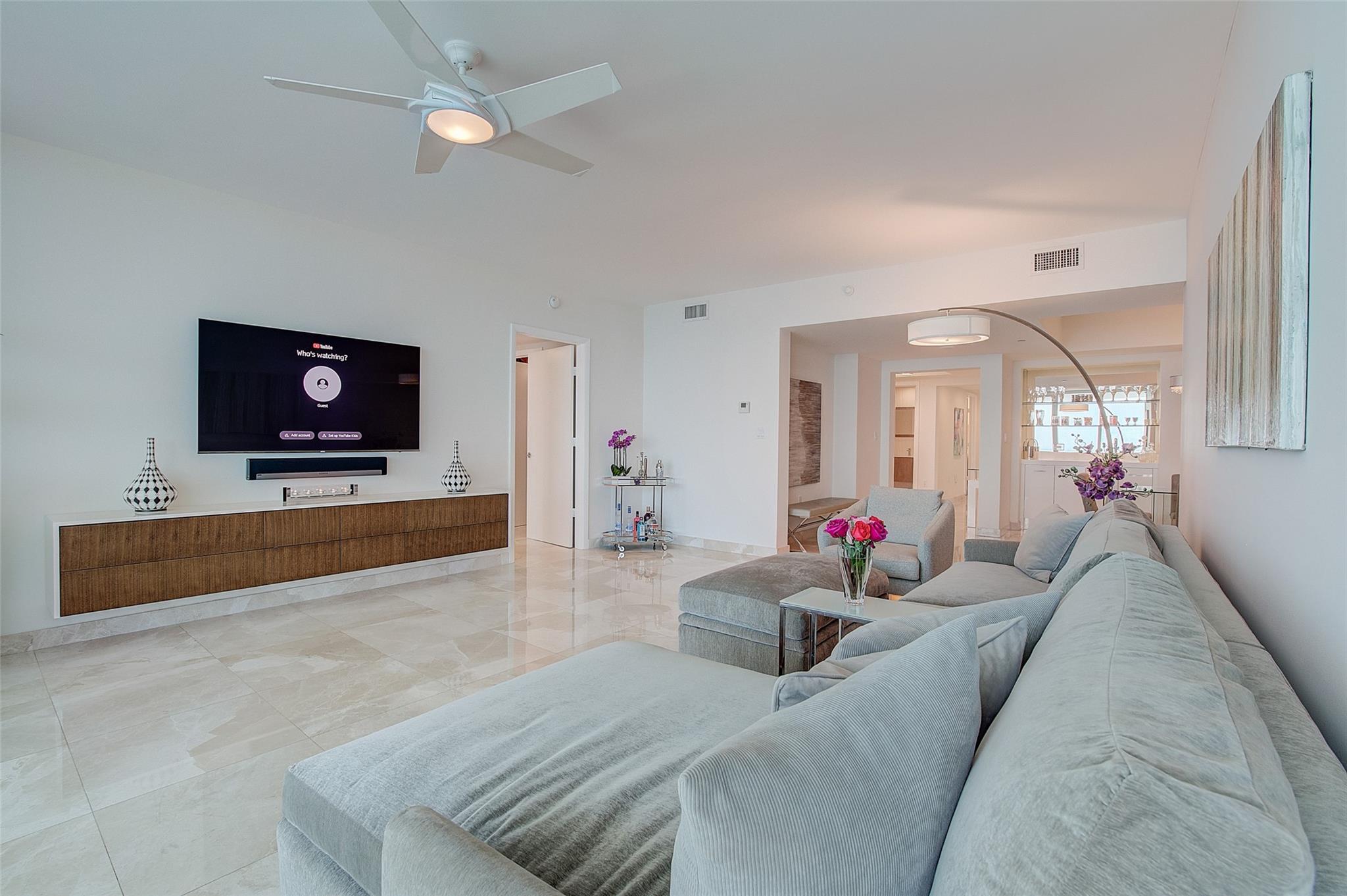 Aquazul - Residential