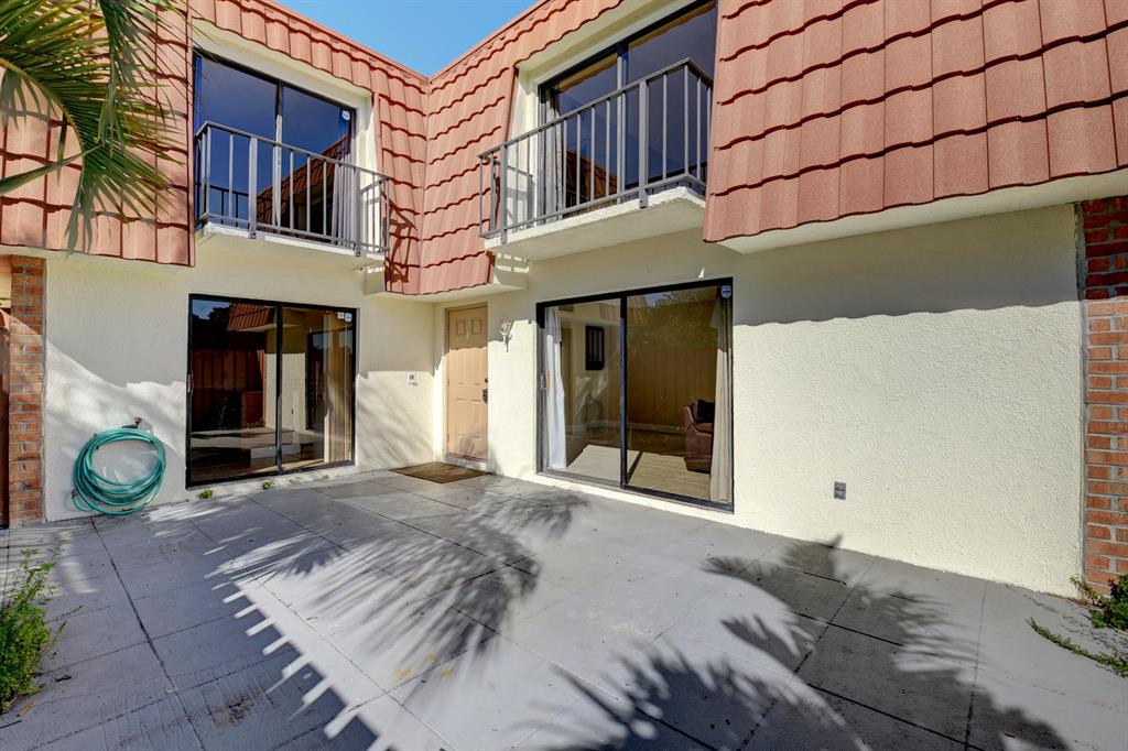 SPANISH WELLS CONDO II - Residential