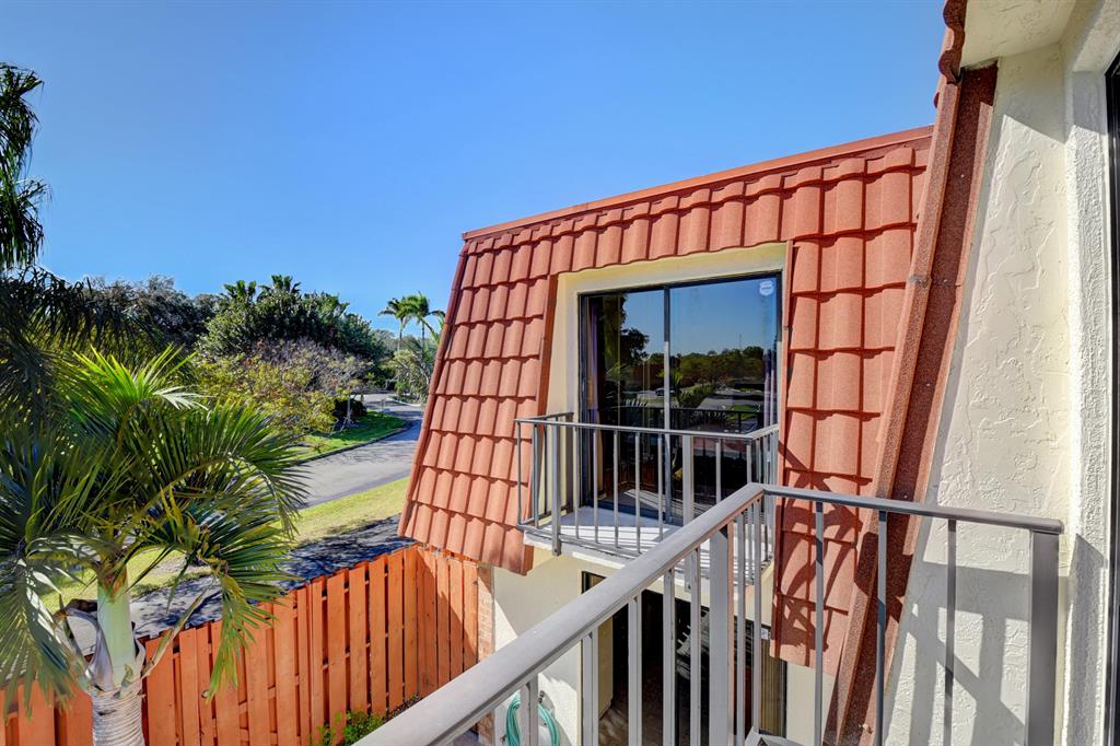 SPANISH WELLS CONDO II - Residential