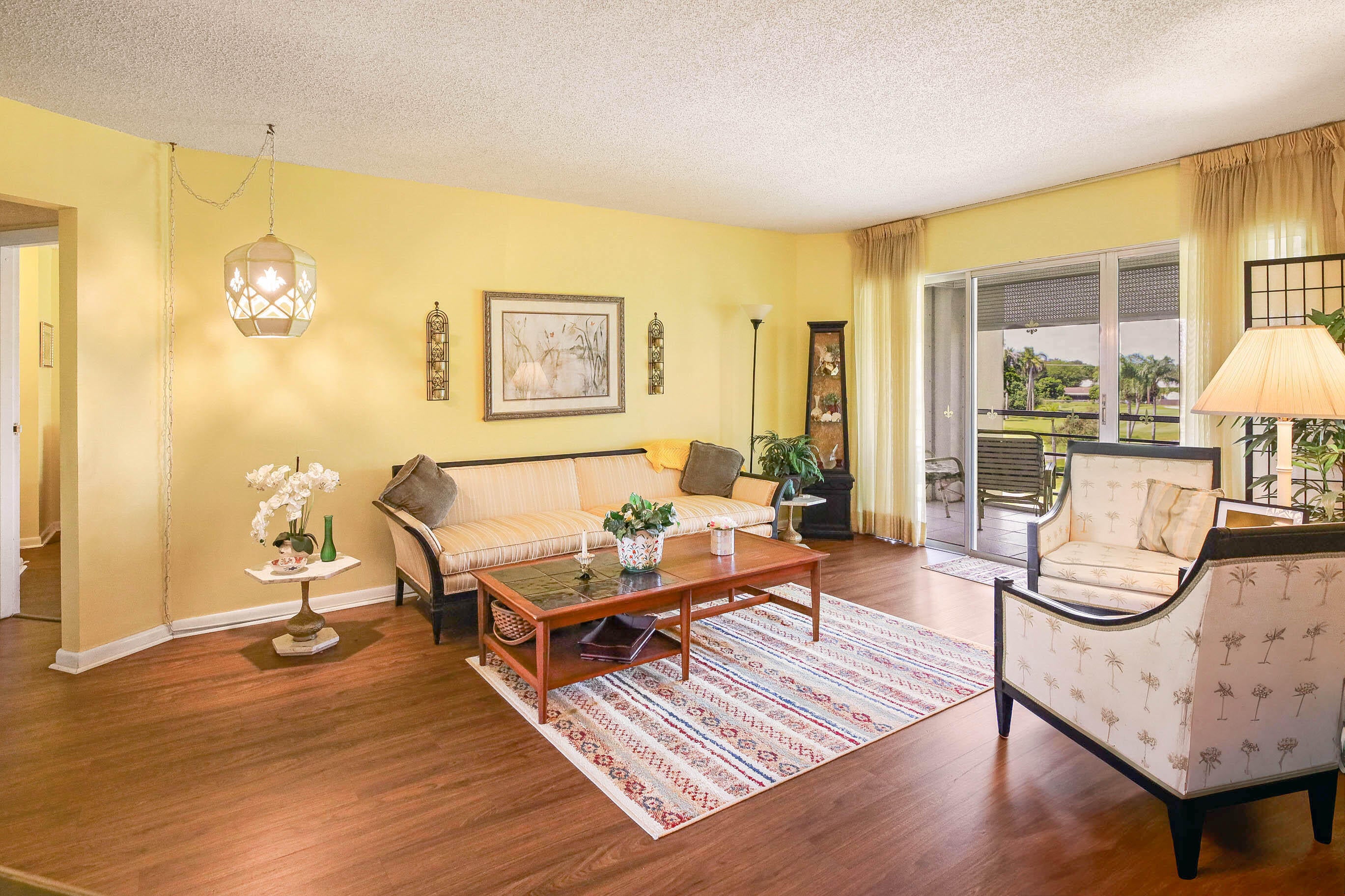 3755 VIA POINCIANA 402