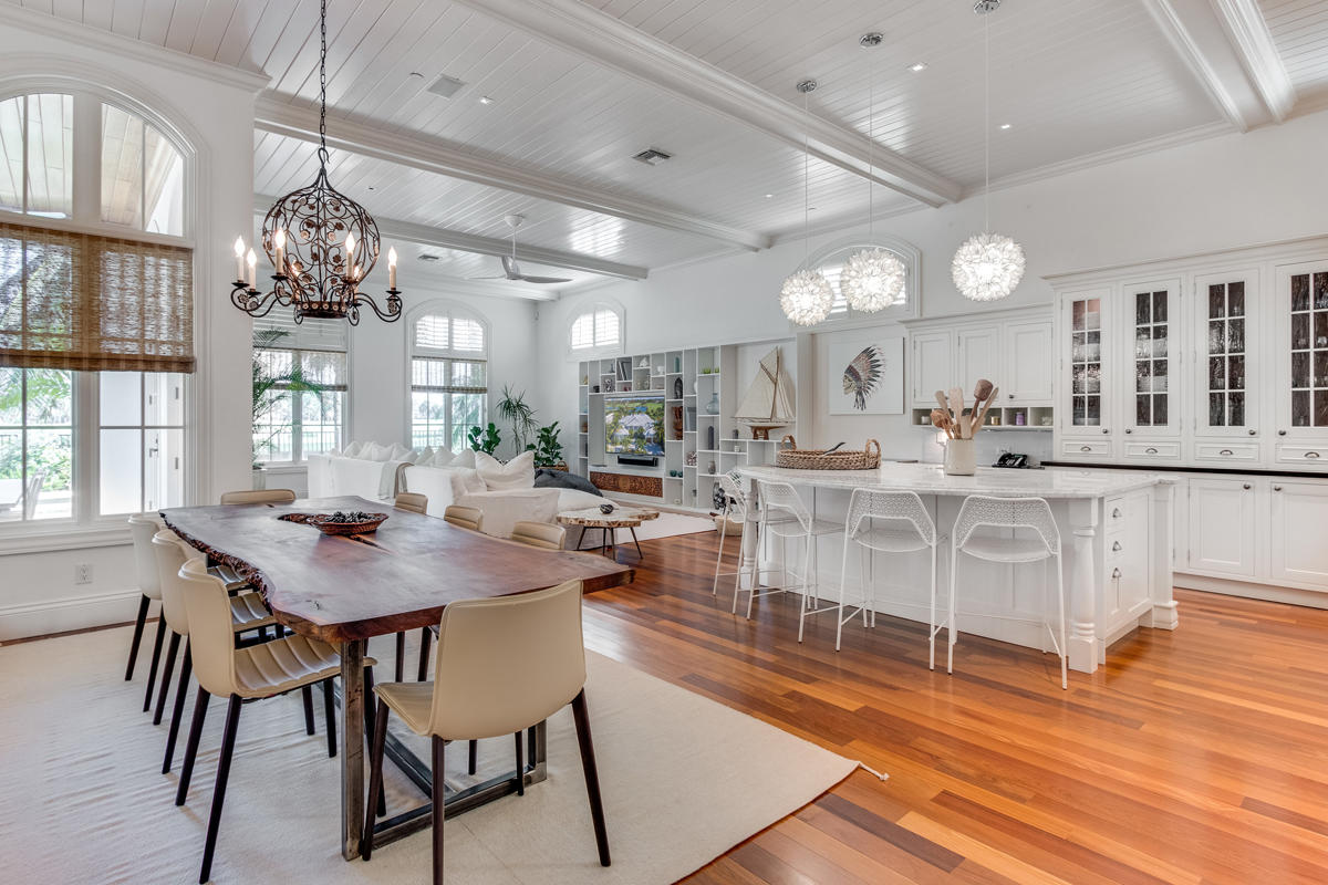 ROYAL PALM YACHT & COUNTR - Residential