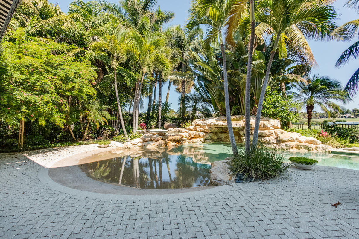 ROYAL PALM YACHT & COUNTR - Residential