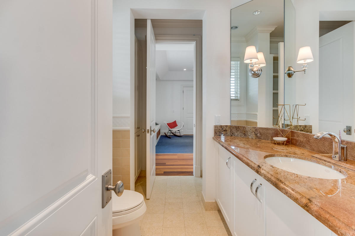 ROYAL PALM YACHT & COUNTR - Residential