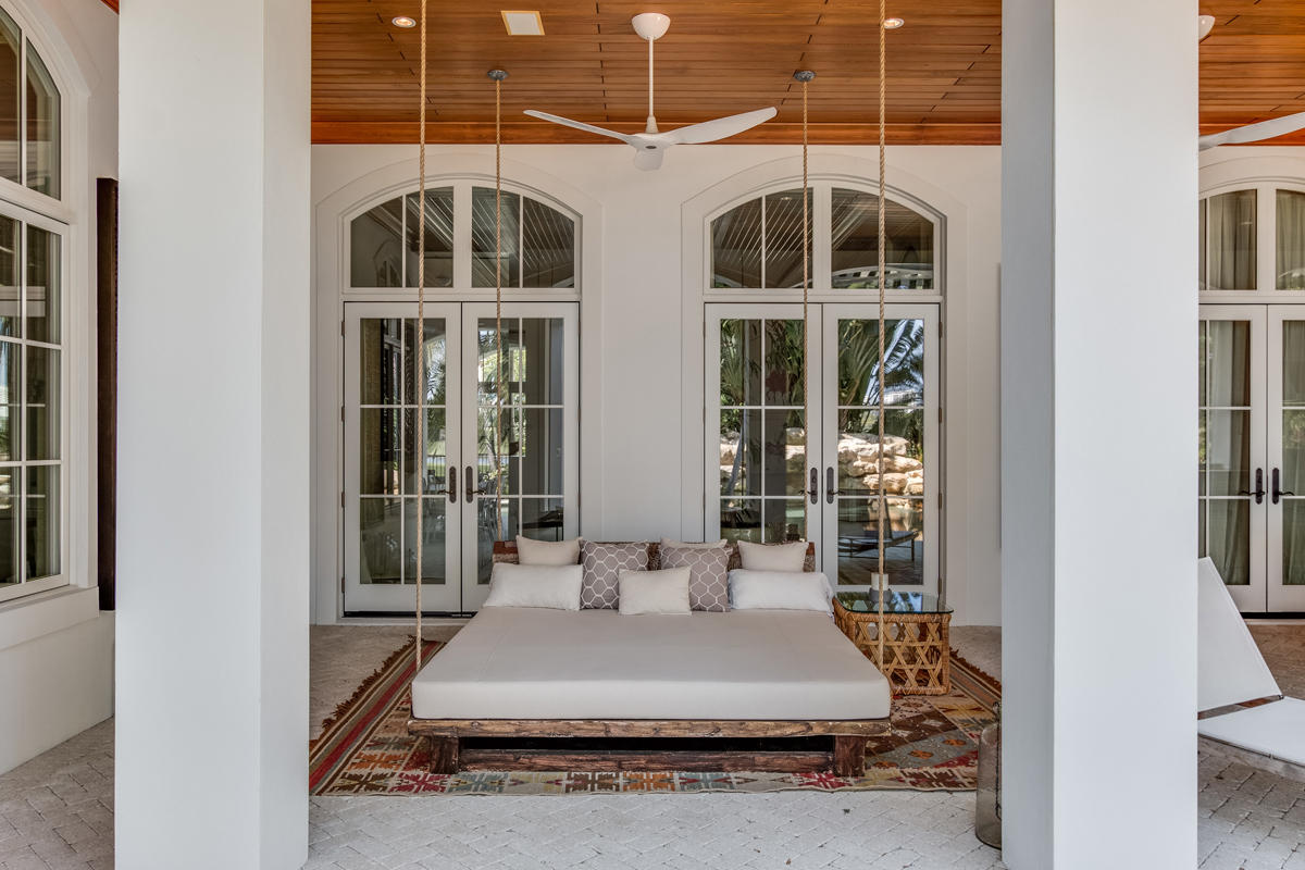 ROYAL PALM YACHT & COUNTR - Residential