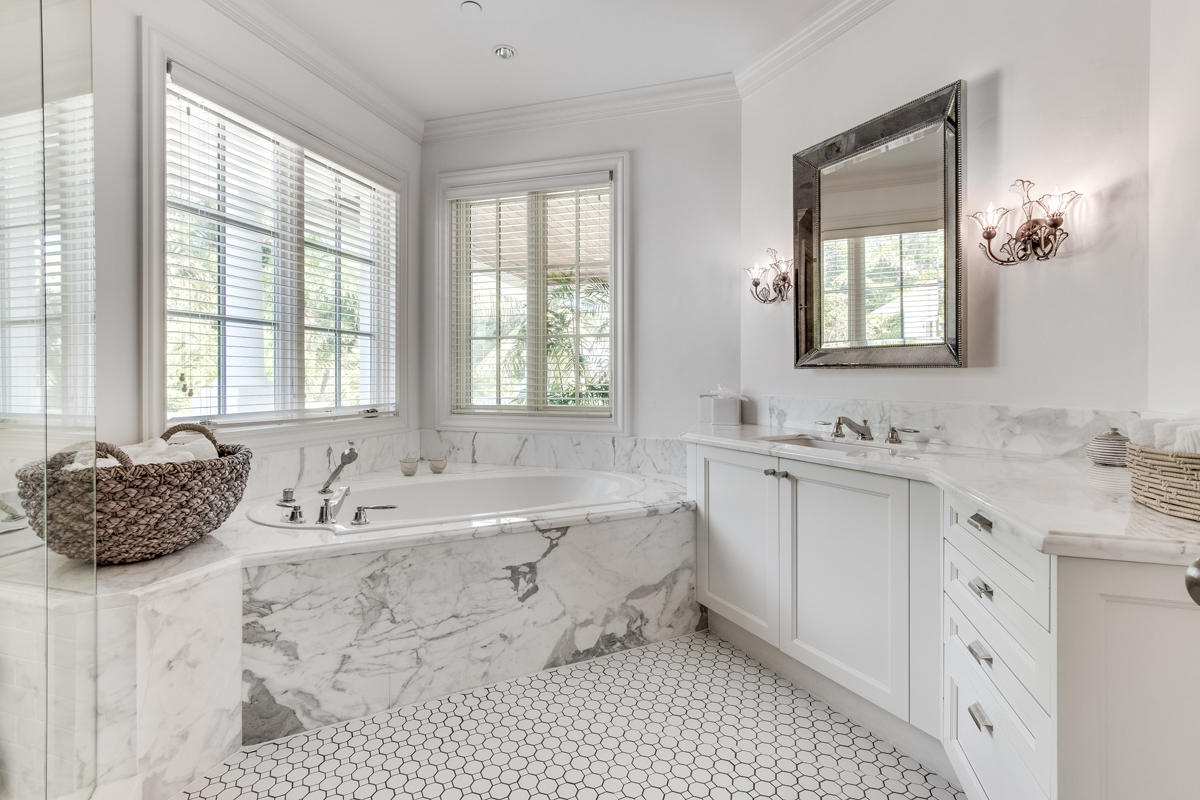 ROYAL PALM YACHT & COUNTR - Residential