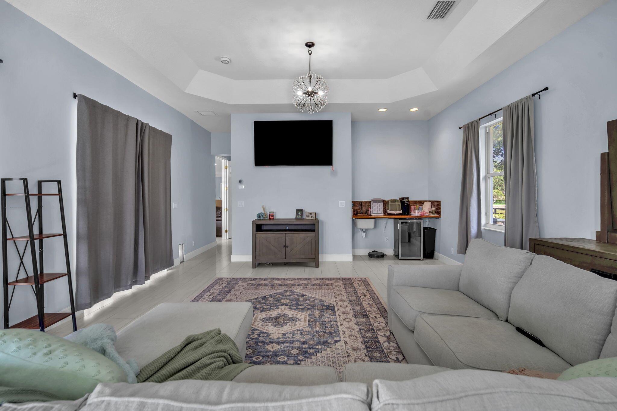 PADDOCK PARK 2 OF WELLING - Residential