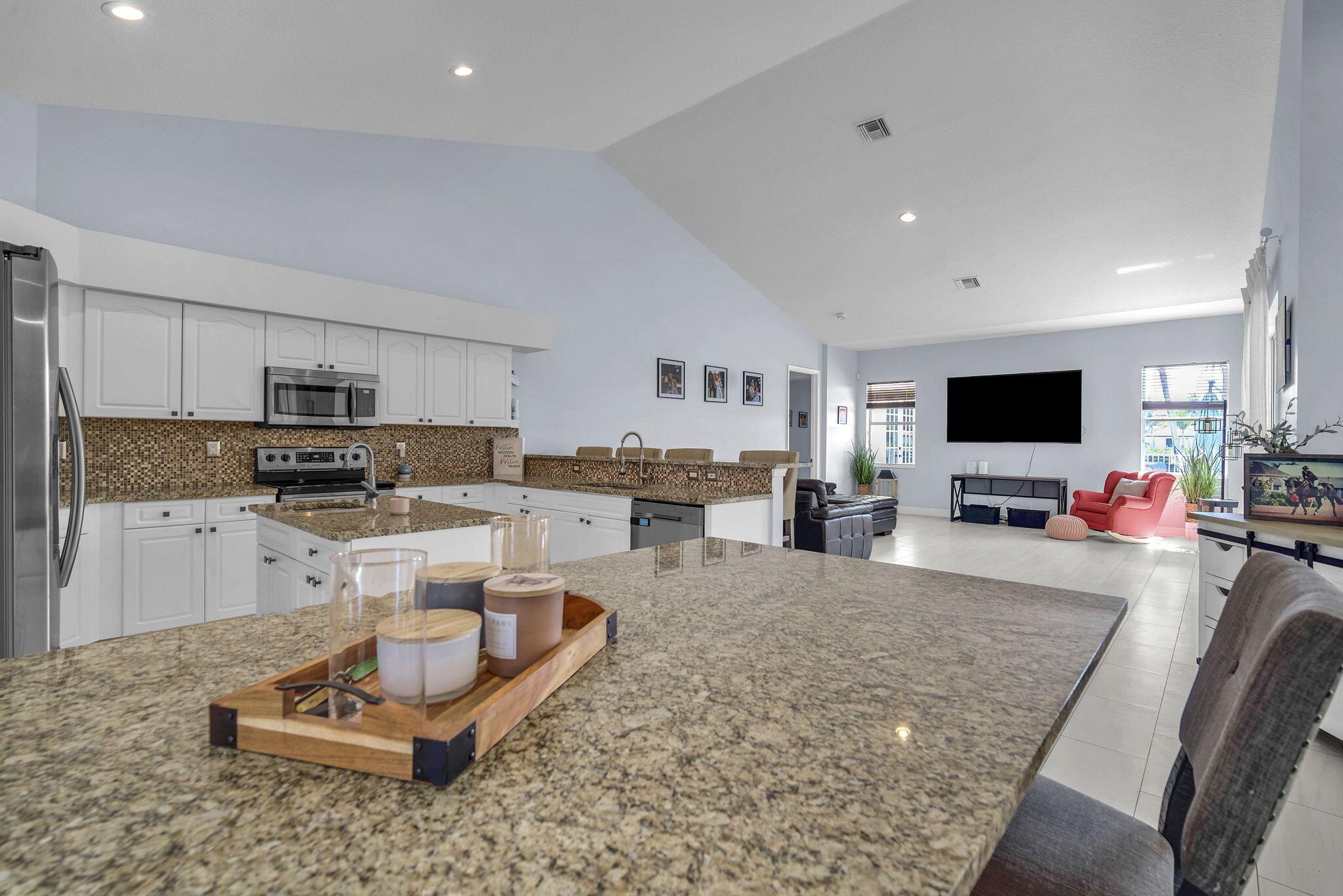 PADDOCK PARK 2 OF WELLING - Residential