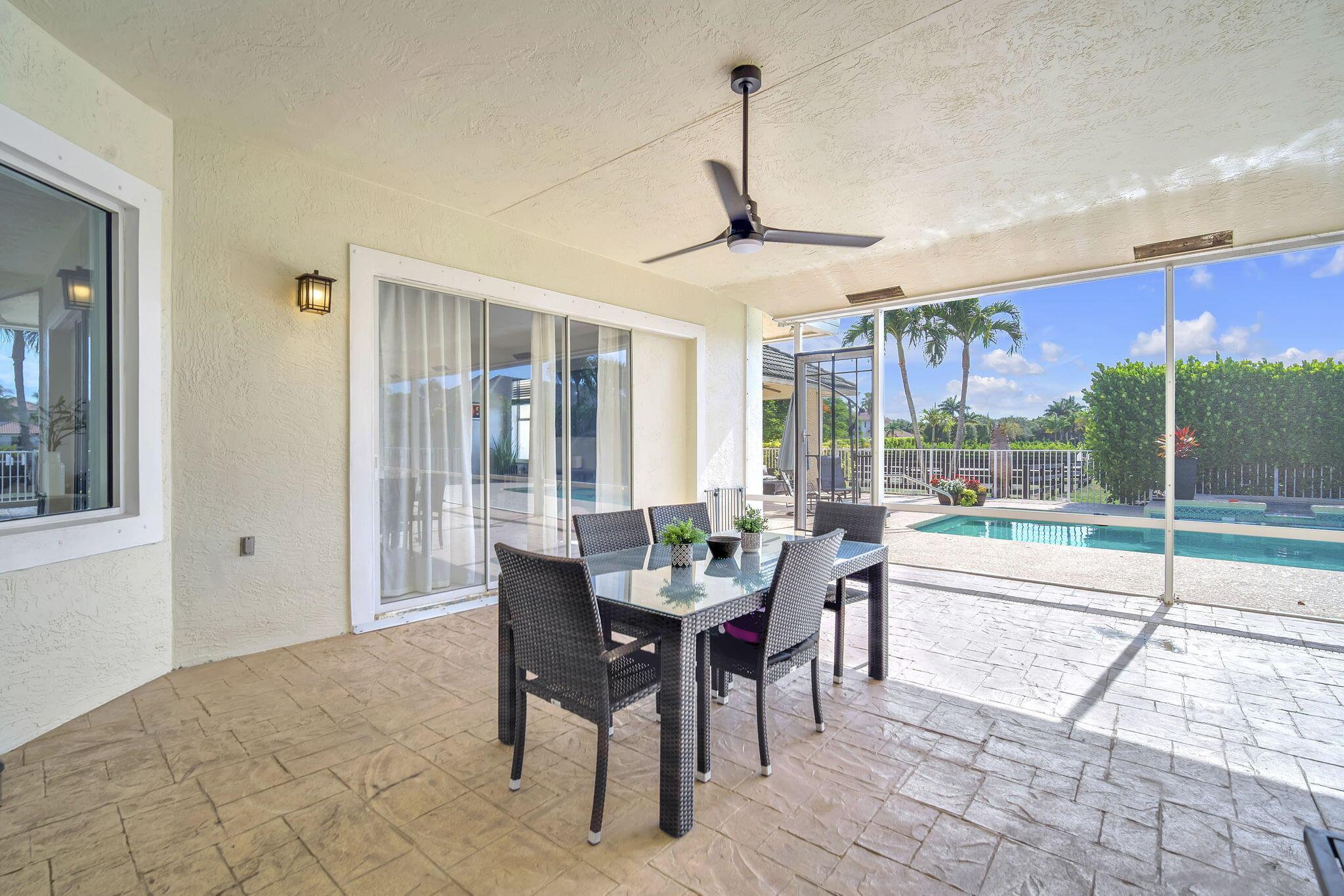 PADDOCK PARK 2 OF WELLING - Residential