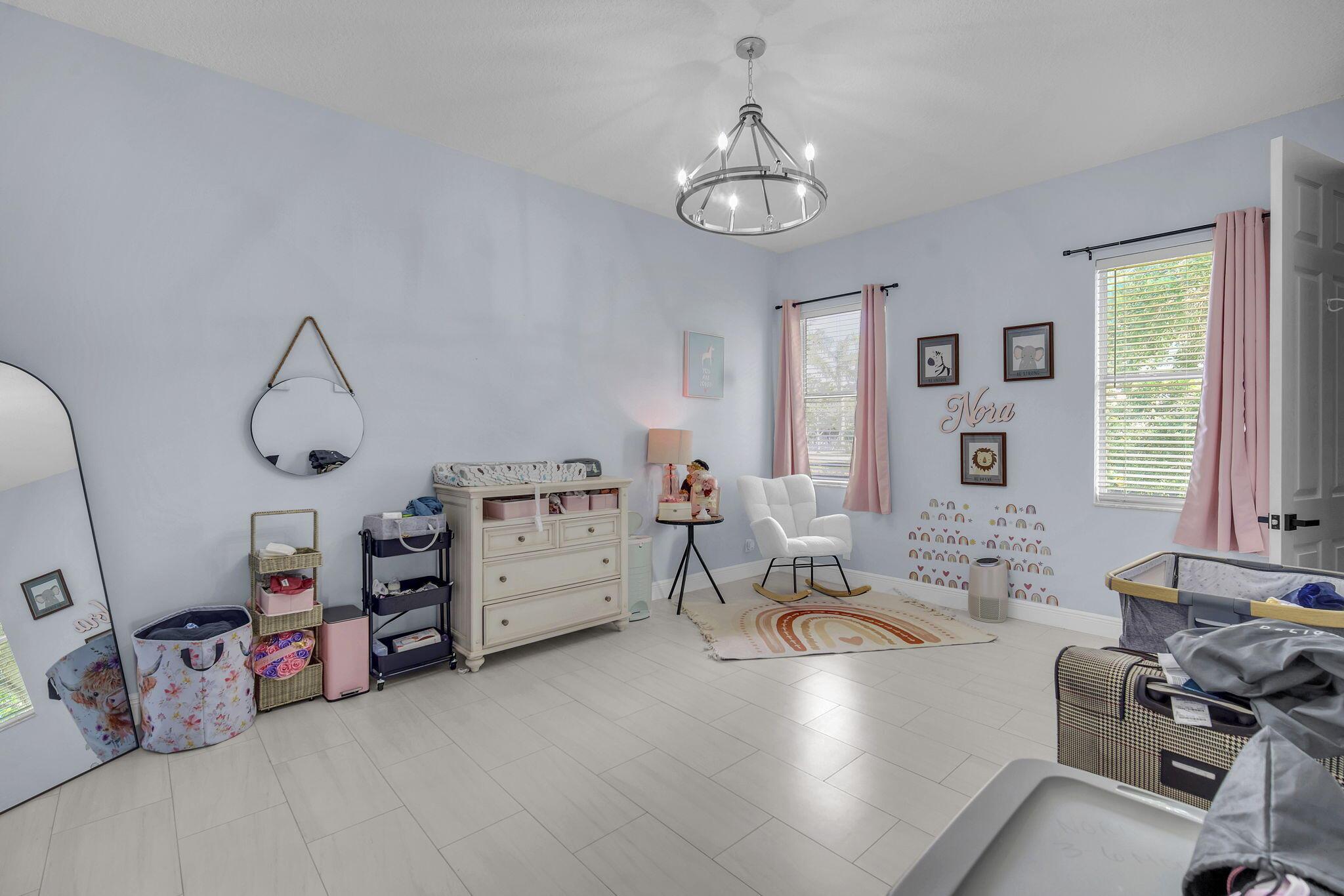 PADDOCK PARK 2 OF WELLING - Residential