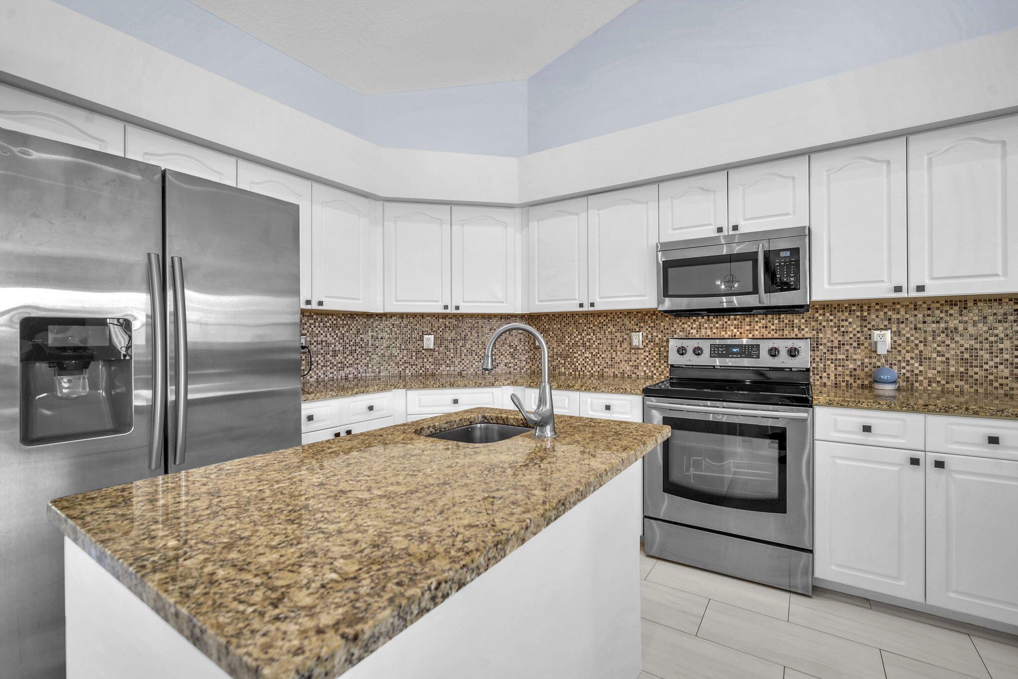 PADDOCK PARK 2 OF WELLING - Residential