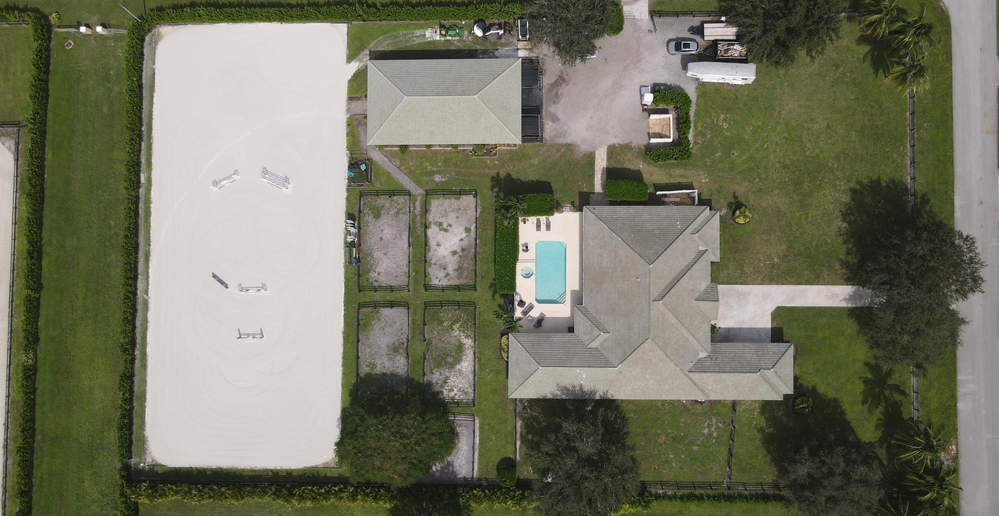 PADDOCK PARK 2 OF WELLING - Residential