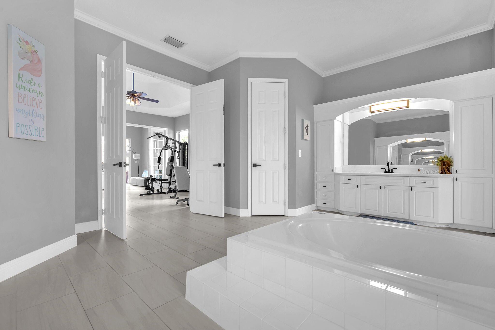 PADDOCK PARK 2 OF WELLING - Residential