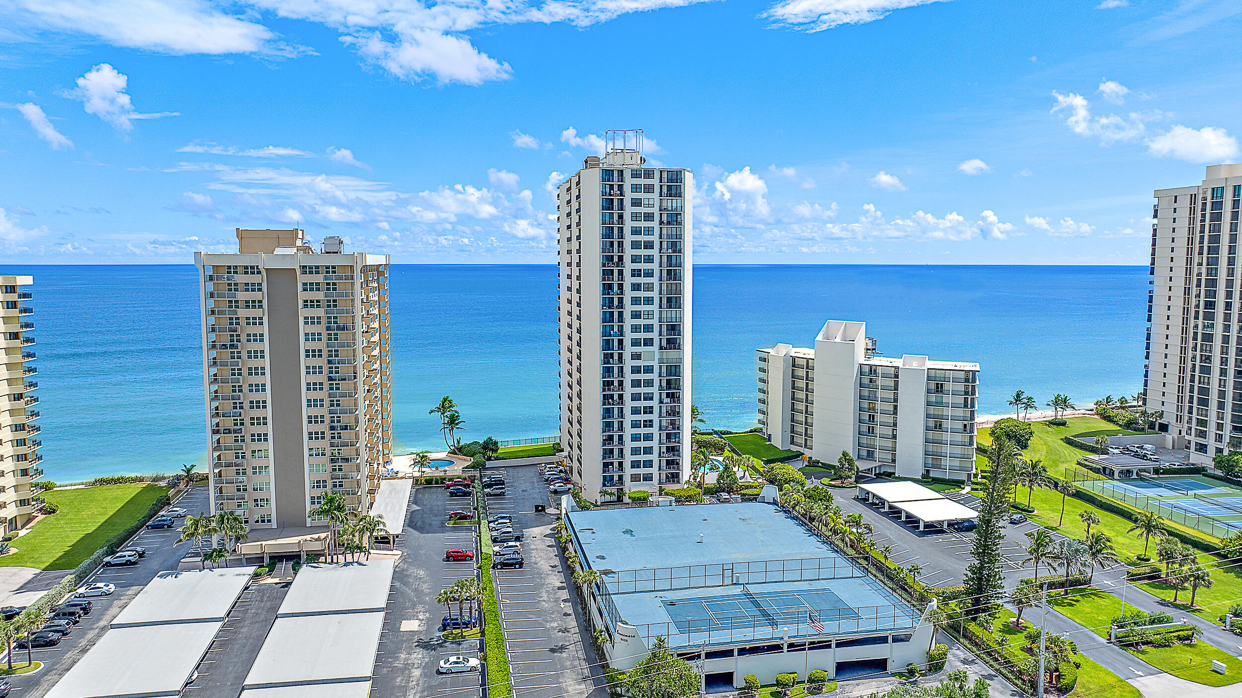 5420 N Ocean Drive 305