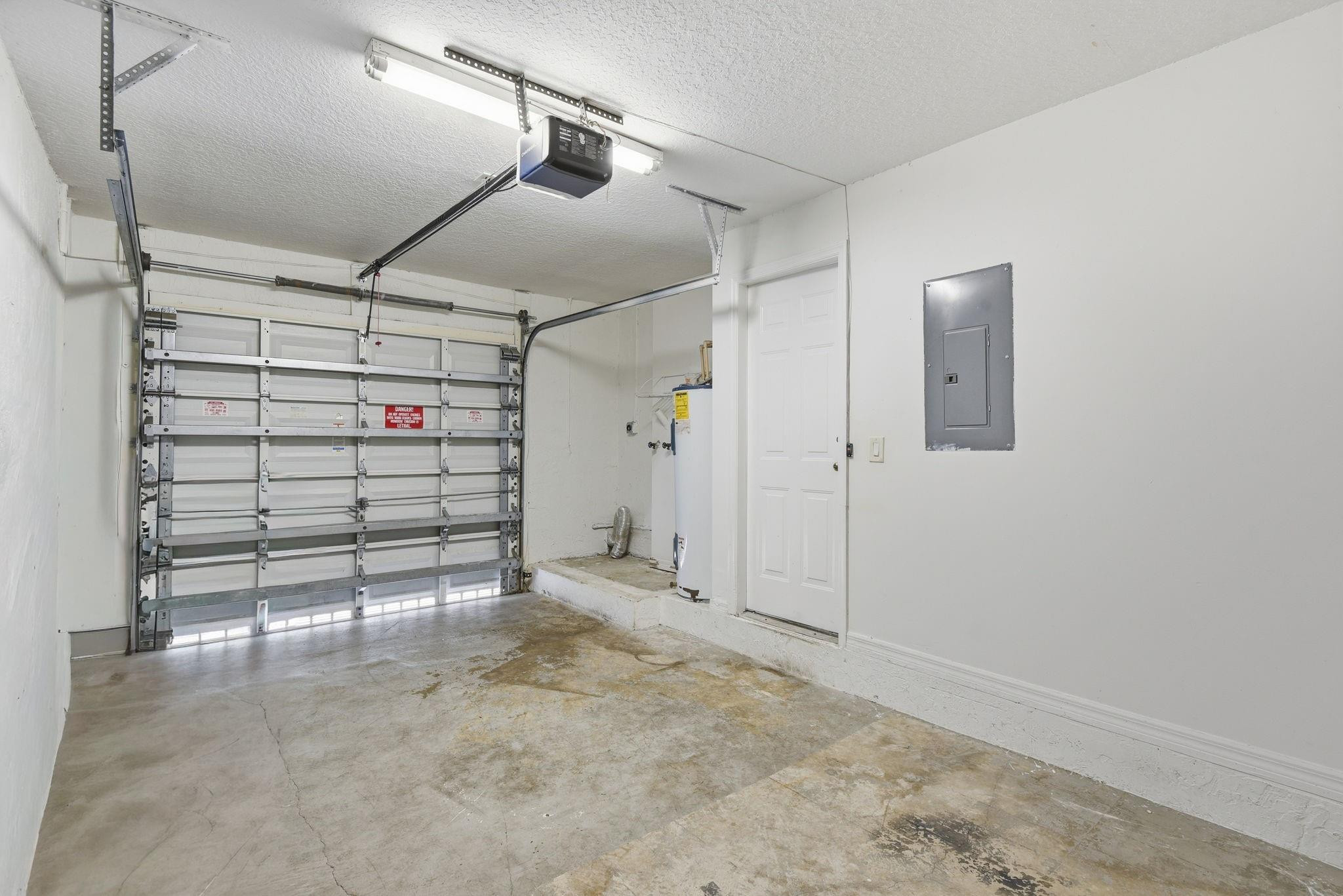 Cedar Woods Homes Condo - Residential