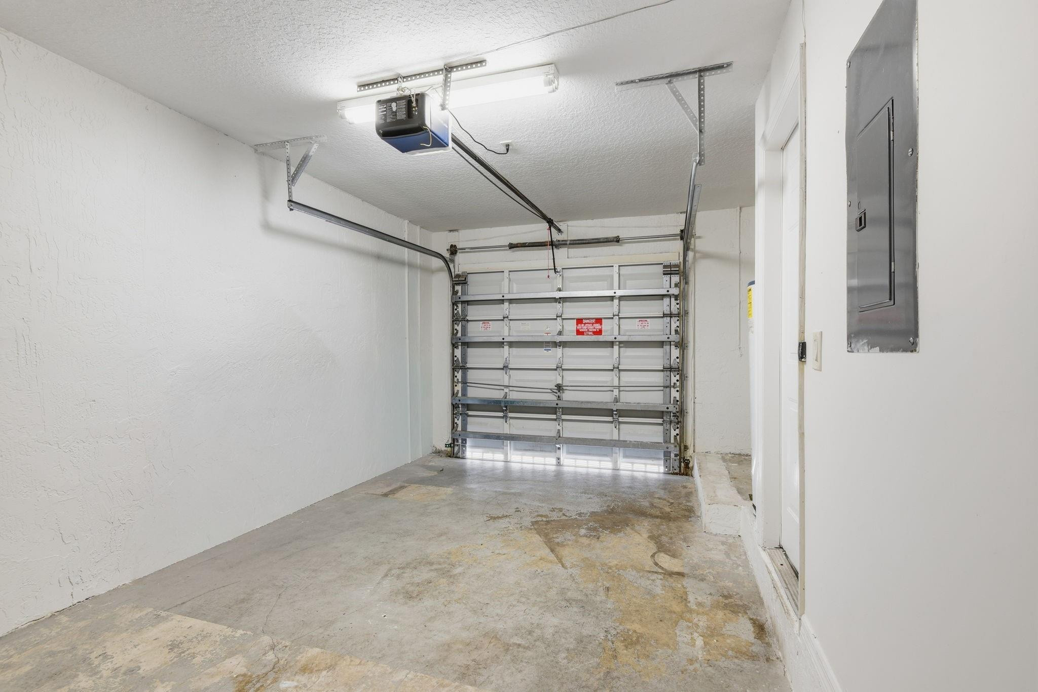 Cedar Woods Homes Condo - Residential