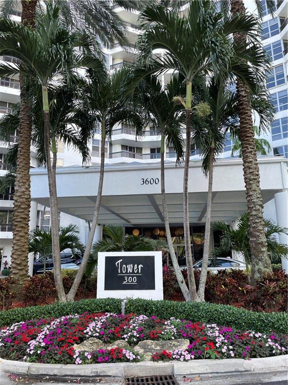 Mystic Pointe Tower 300 - Residential