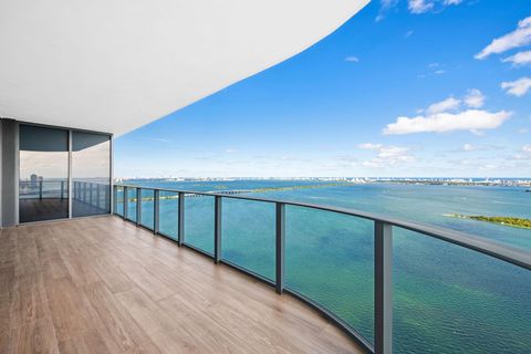 Photo of 700 NE 24th St #4007, Miami, FL 33137 (MLS # F10533894) Photo of 700 NE 24th St #4007, Miami, FL 33137 (MLS # F10533894)