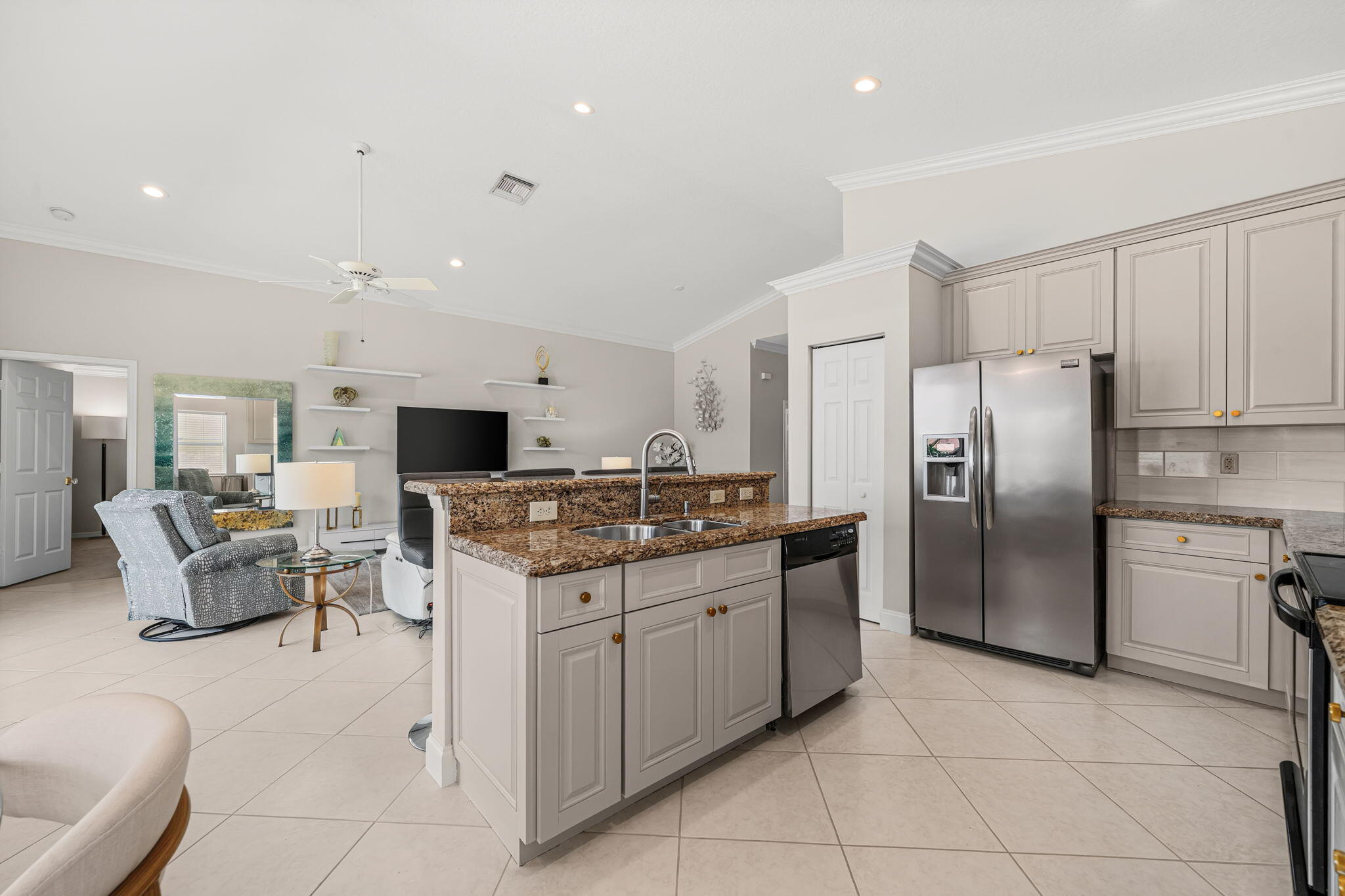 3526 Old Lighthouse Circle