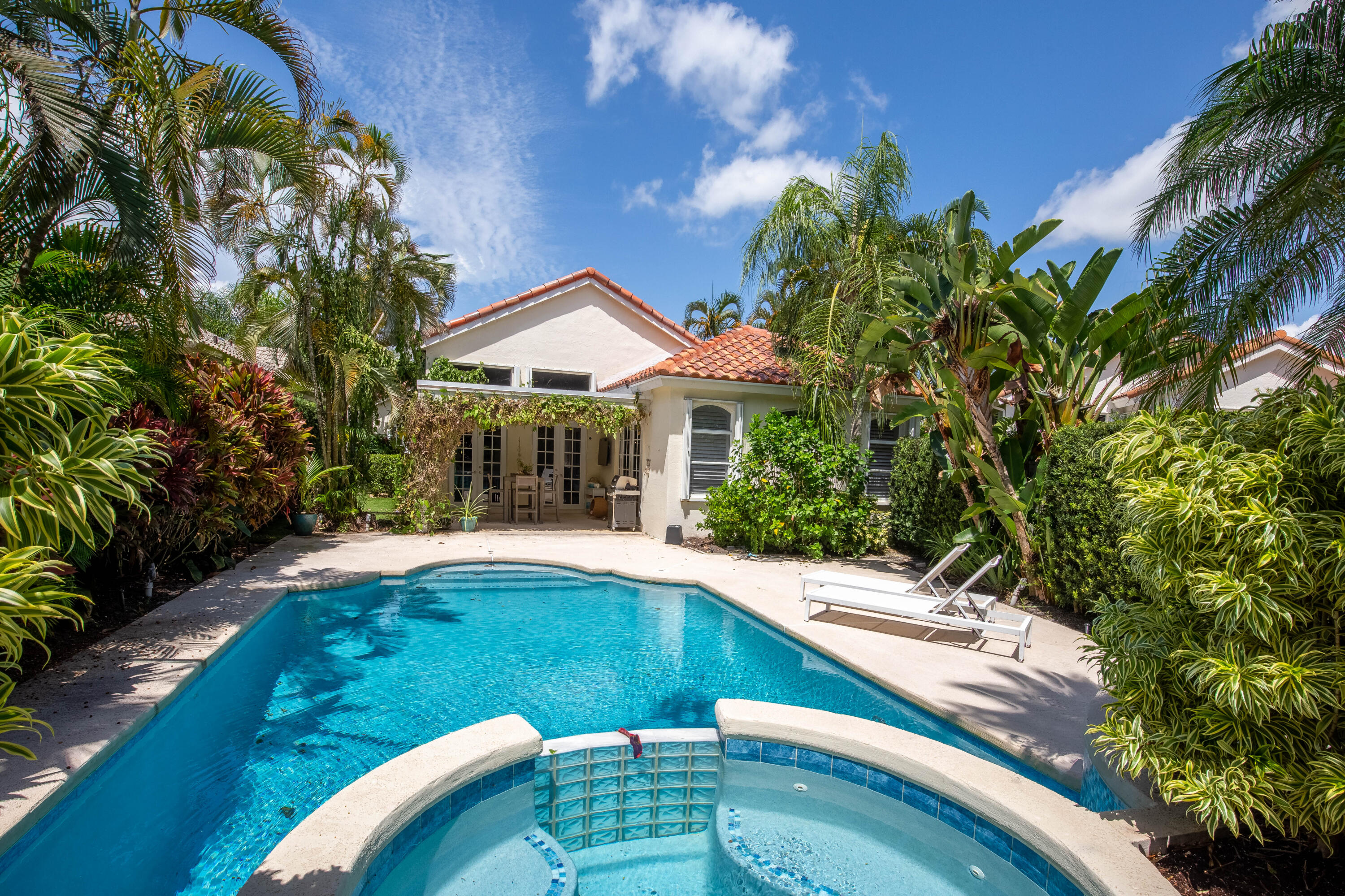 Chukker Cove - Residential