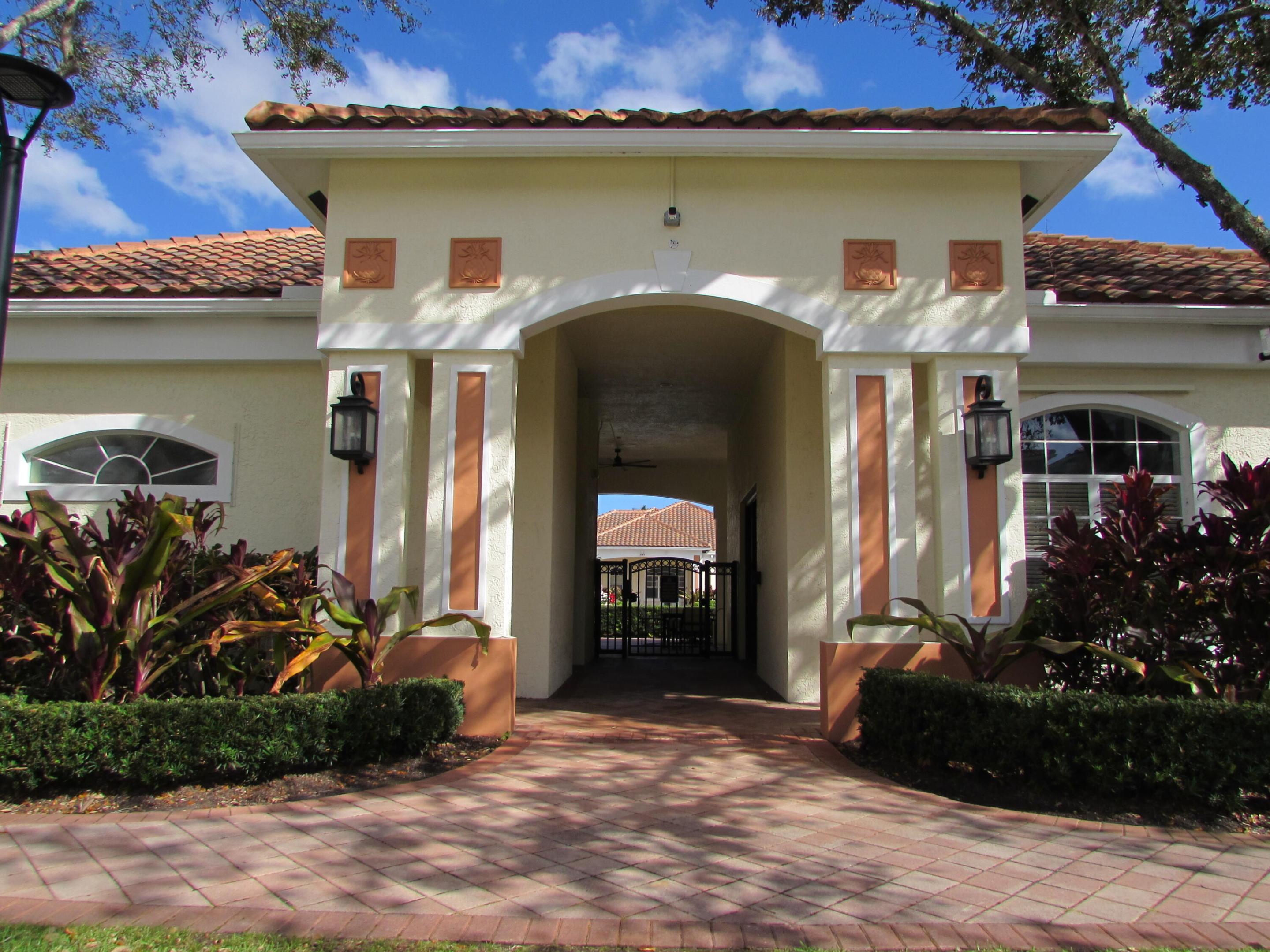 Mezzano - Residential Lease