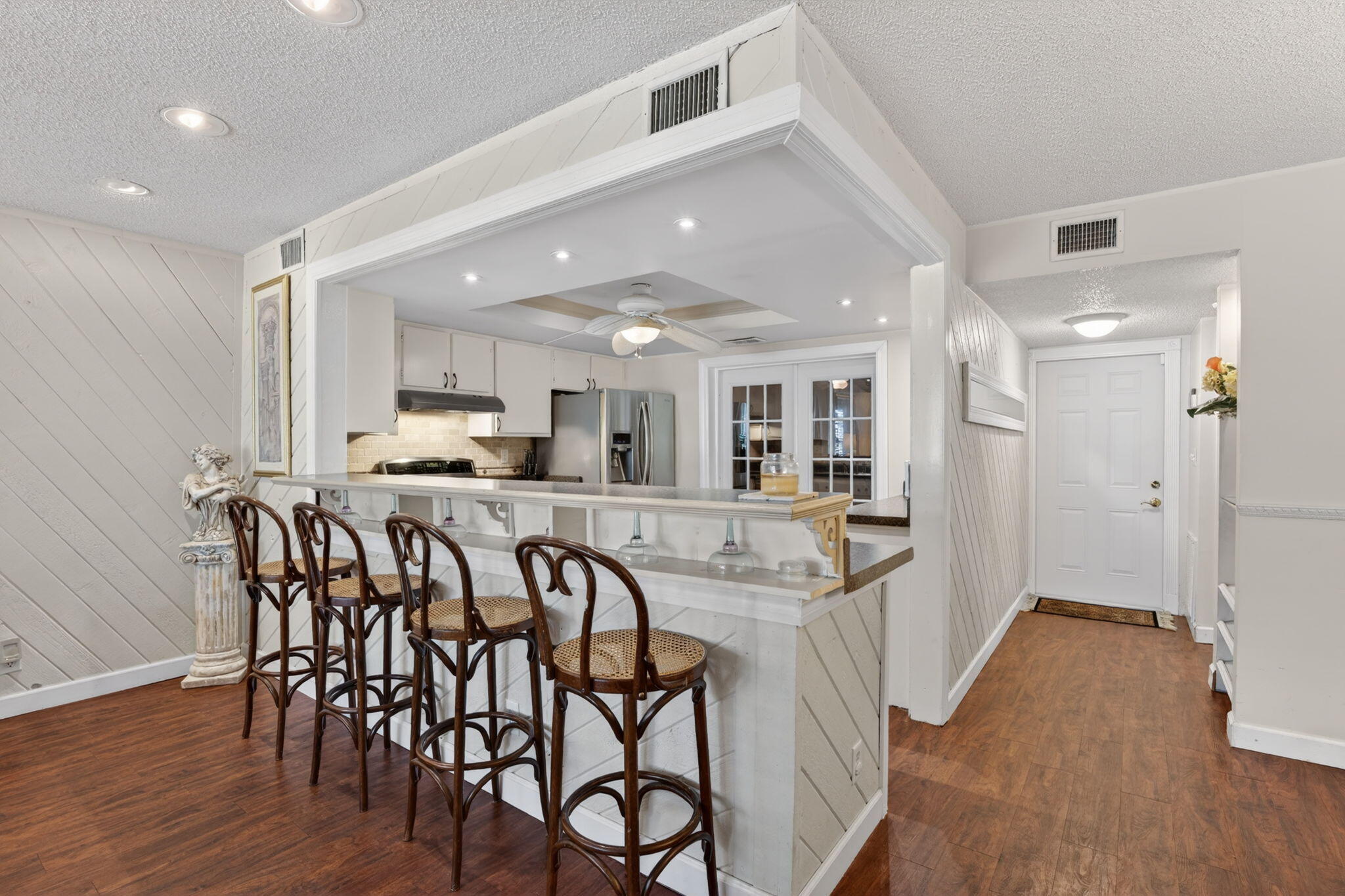 3951 NE 17th Avenue 703