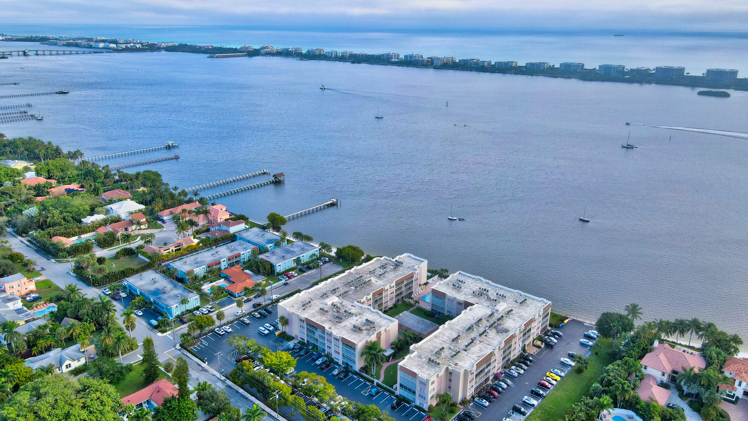 PALM LAKE 1 CONDO - Residential Lease