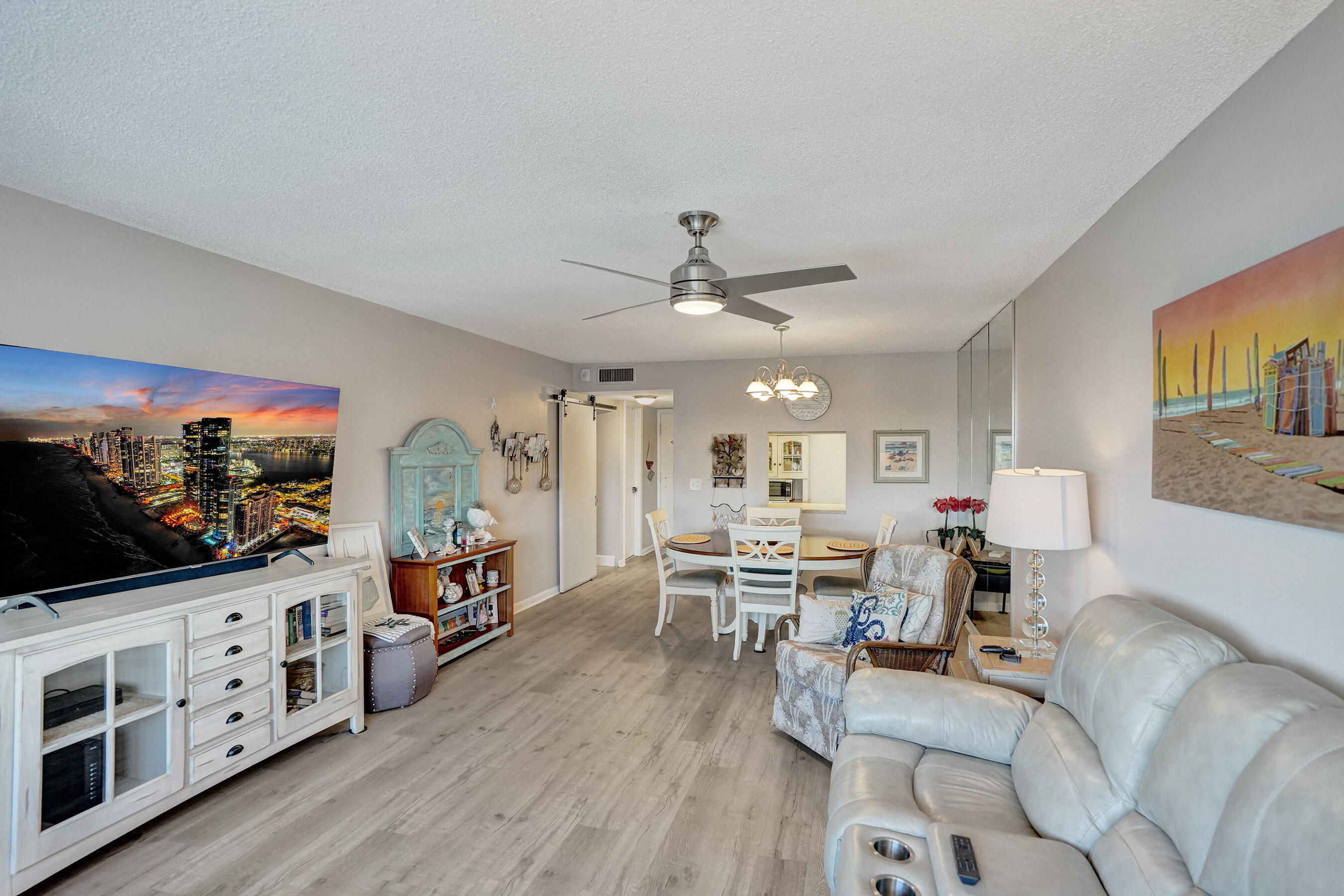 PALM LAKE 1 CONDO - Residential Lease