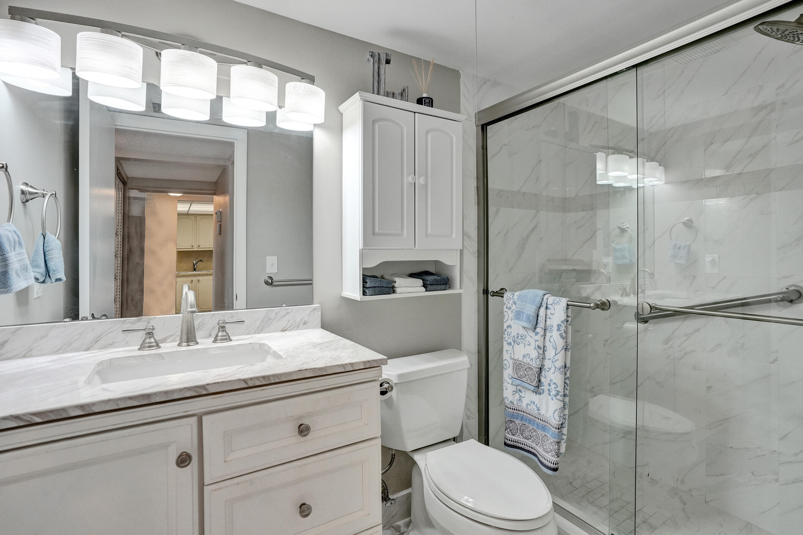 PALM LAKE 1 CONDO - Residential Lease