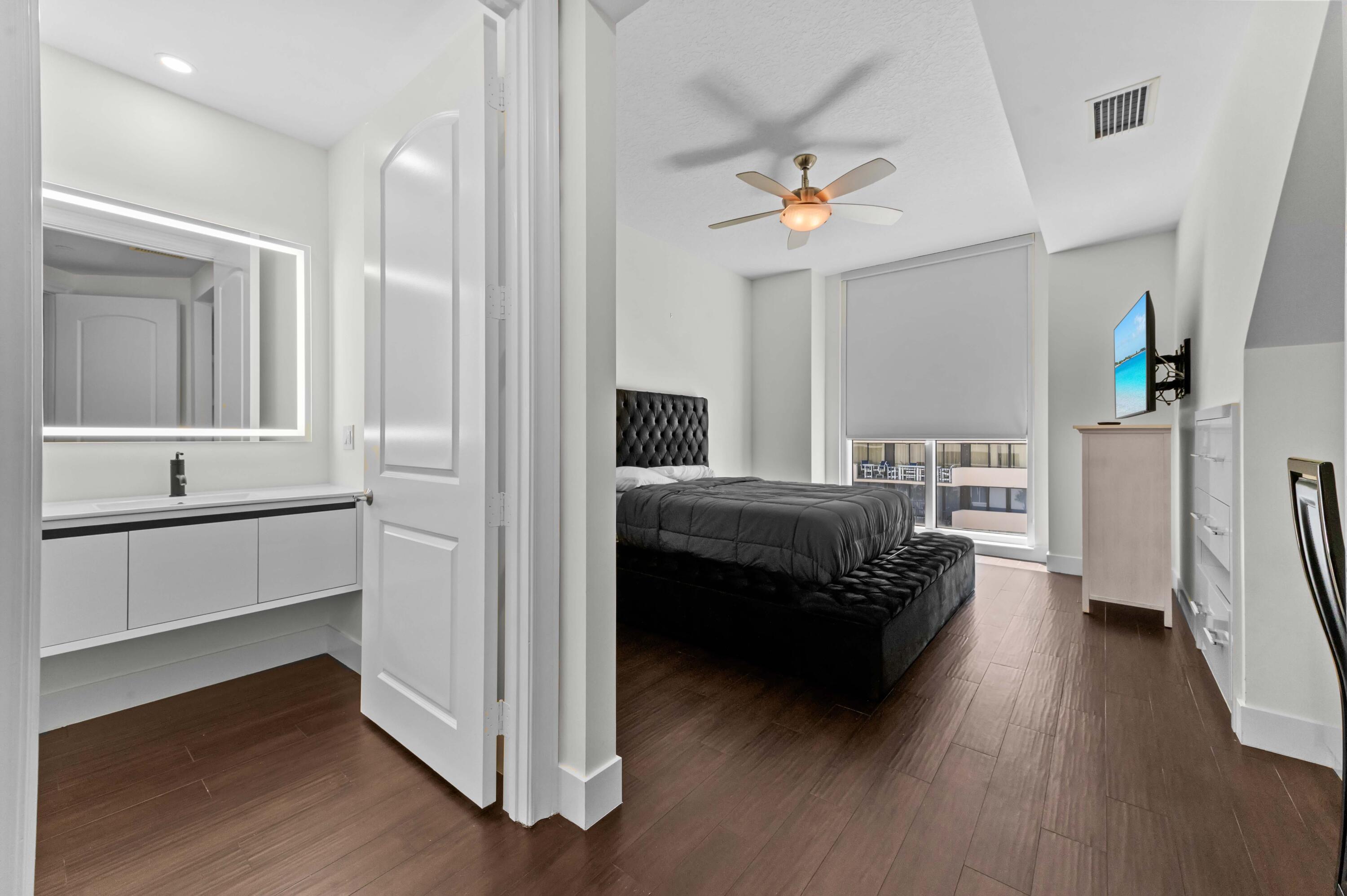 BEACH FRONT AT SINGER ISLAND - Residential