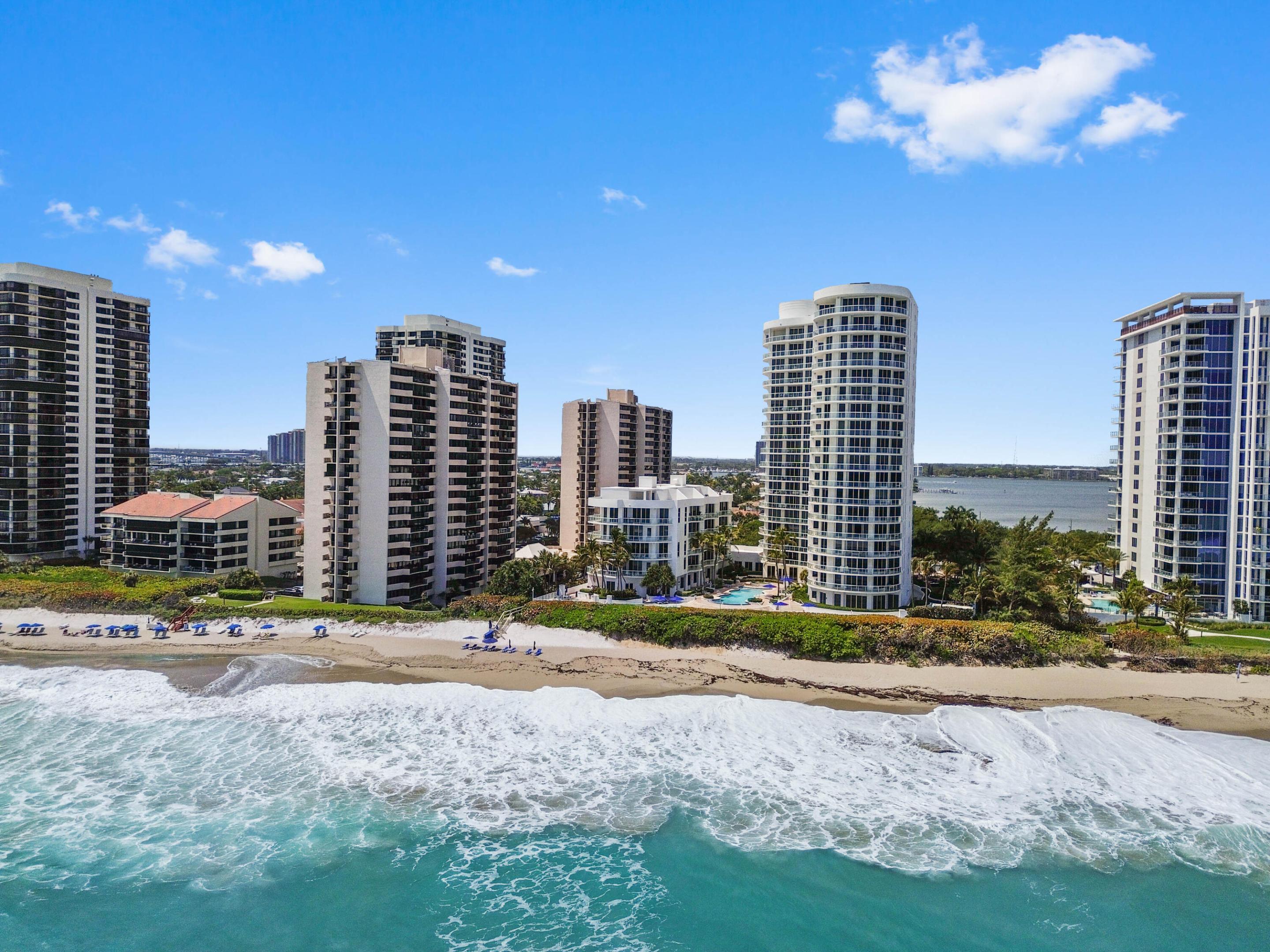 BEACH FRONT AT SINGER ISLAND - Residential