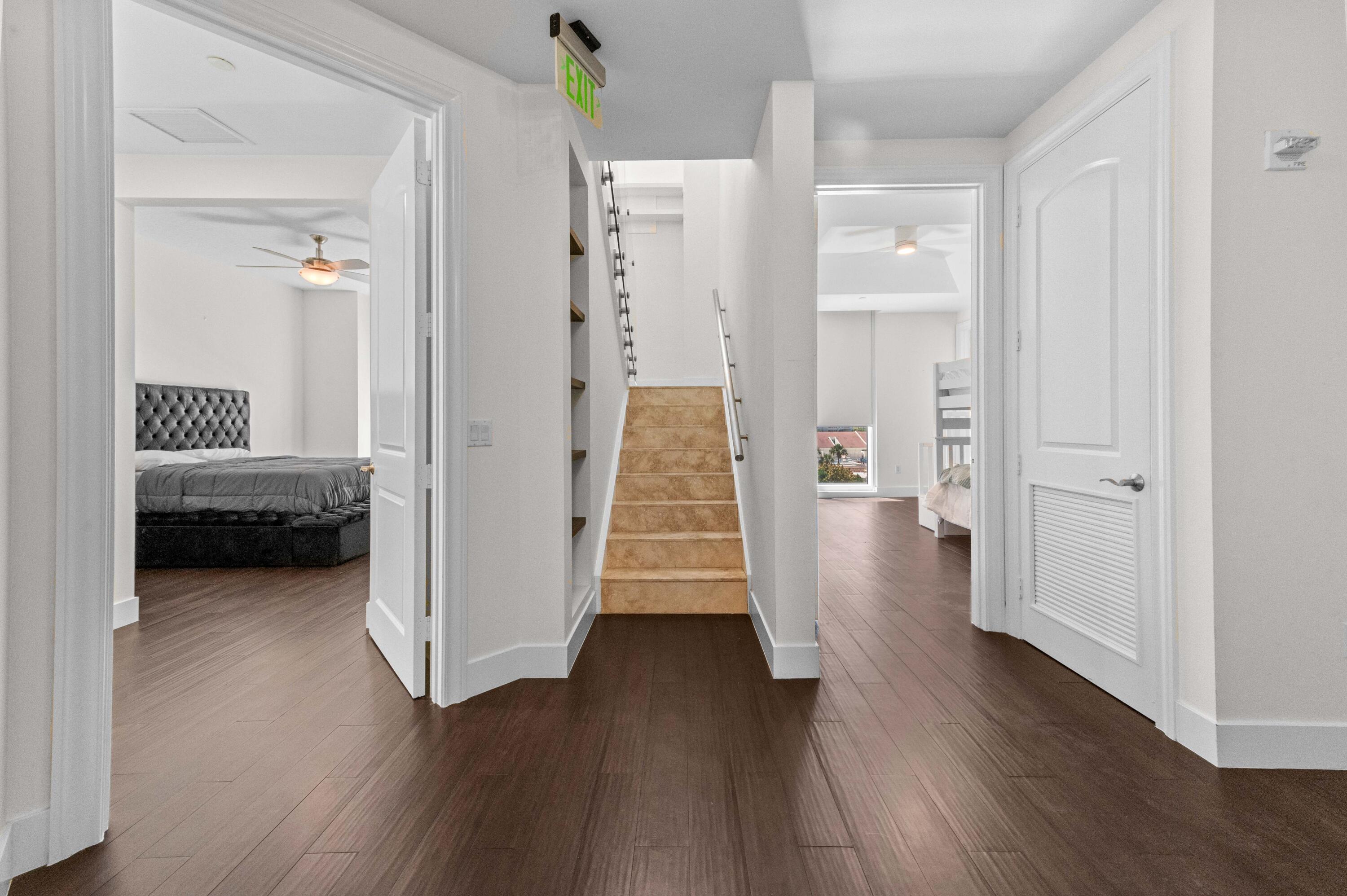 BEACH FRONT AT SINGER ISLAND - Residential