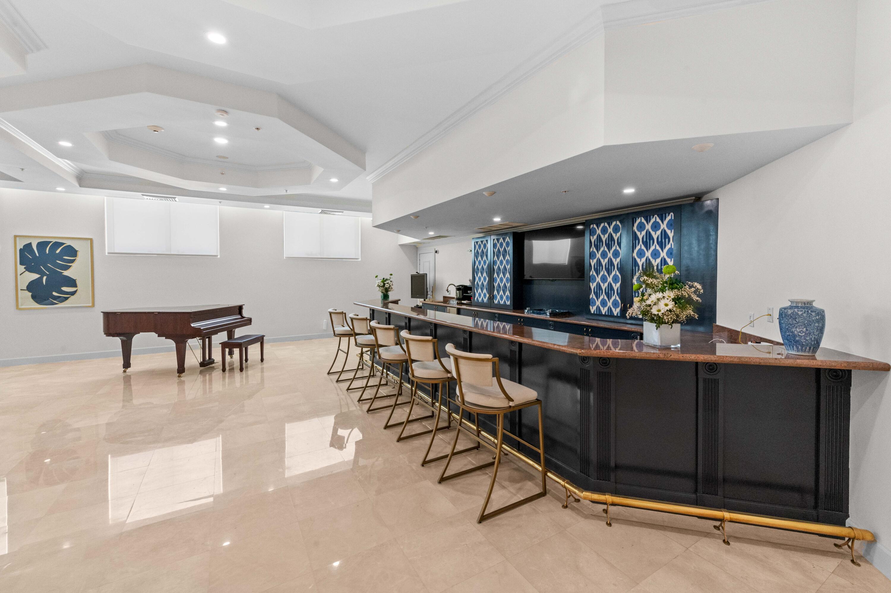 BEACH FRONT AT SINGER ISLAND - Residential