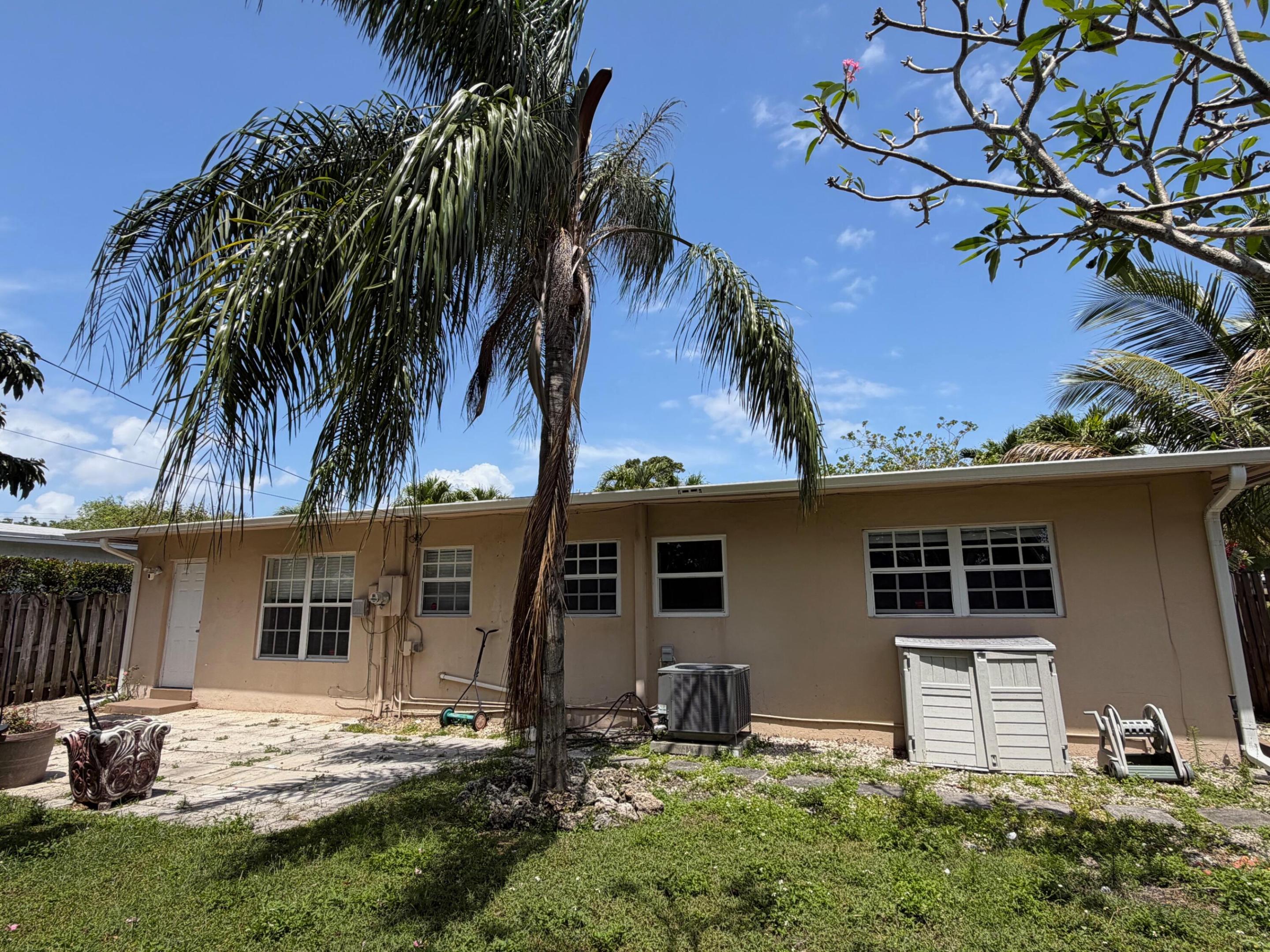 VERENA PARK - Residential Lease
