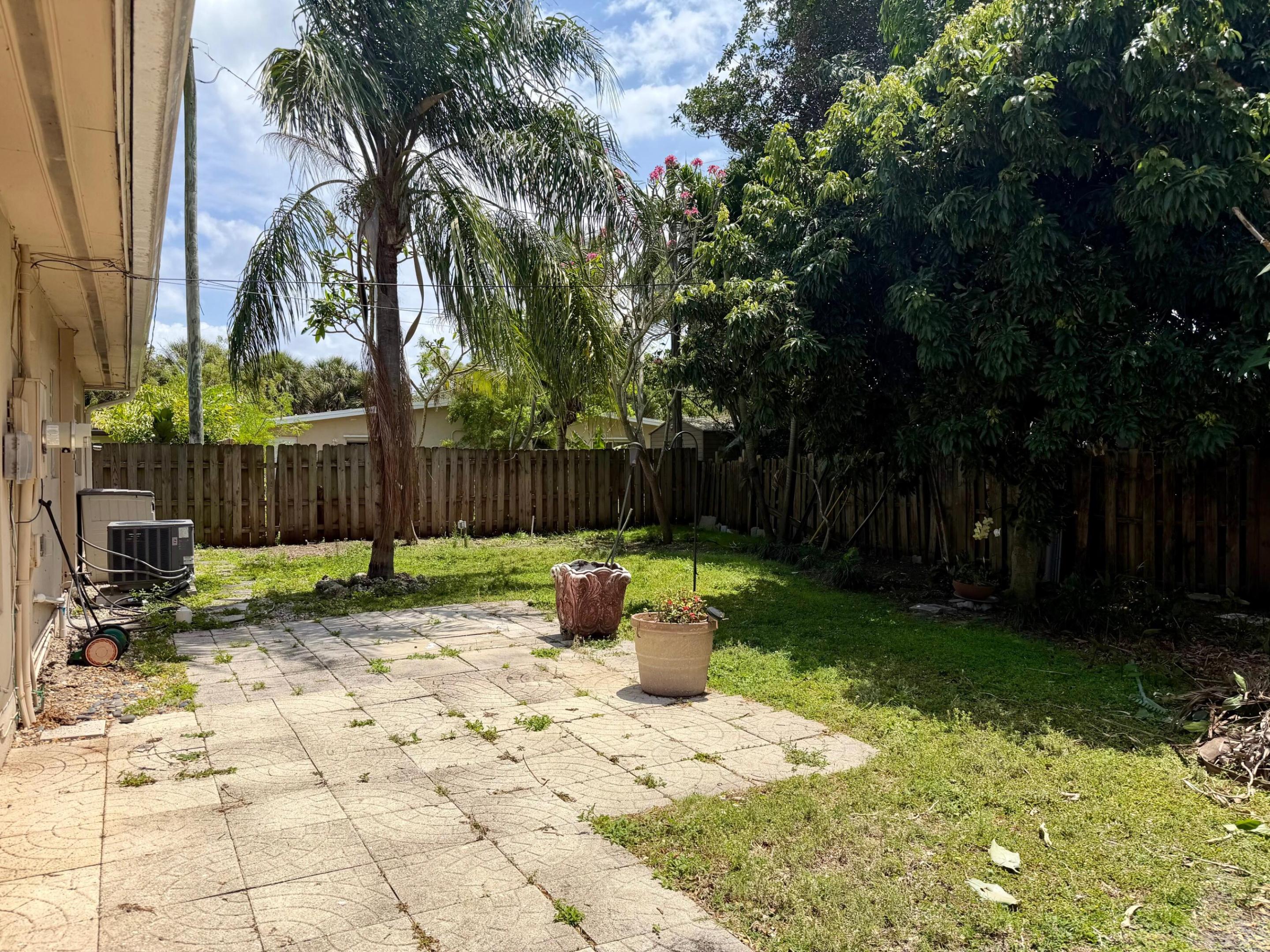 VERENA PARK - Residential Lease