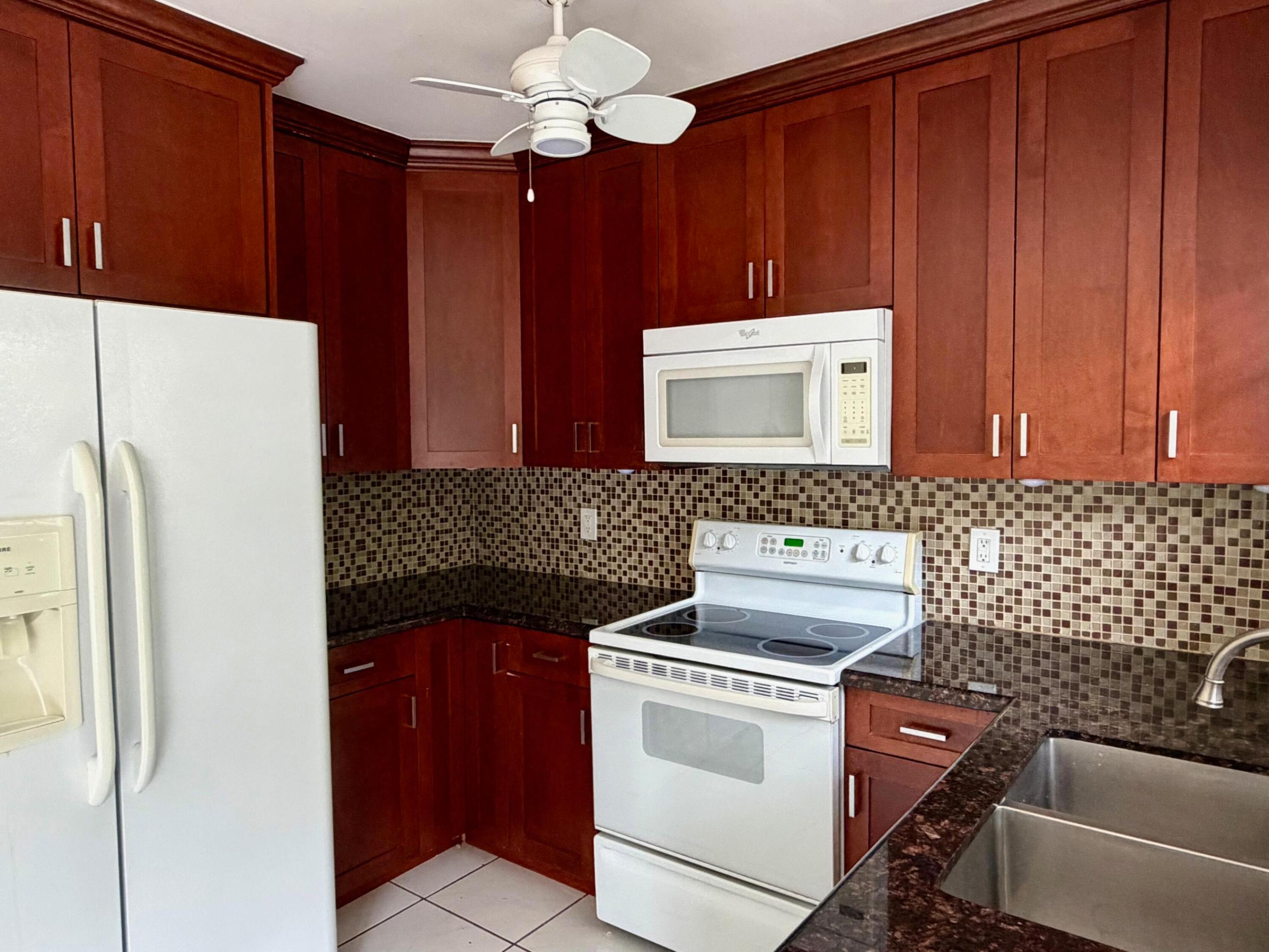 VERENA PARK - Residential Lease