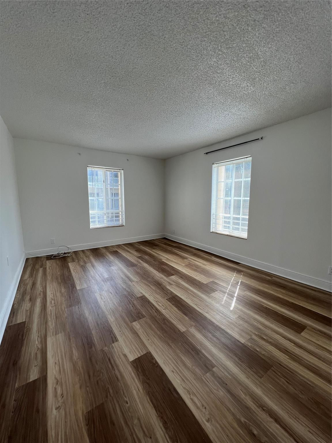 DORAL GARDENS II CONDO - Residential Lease