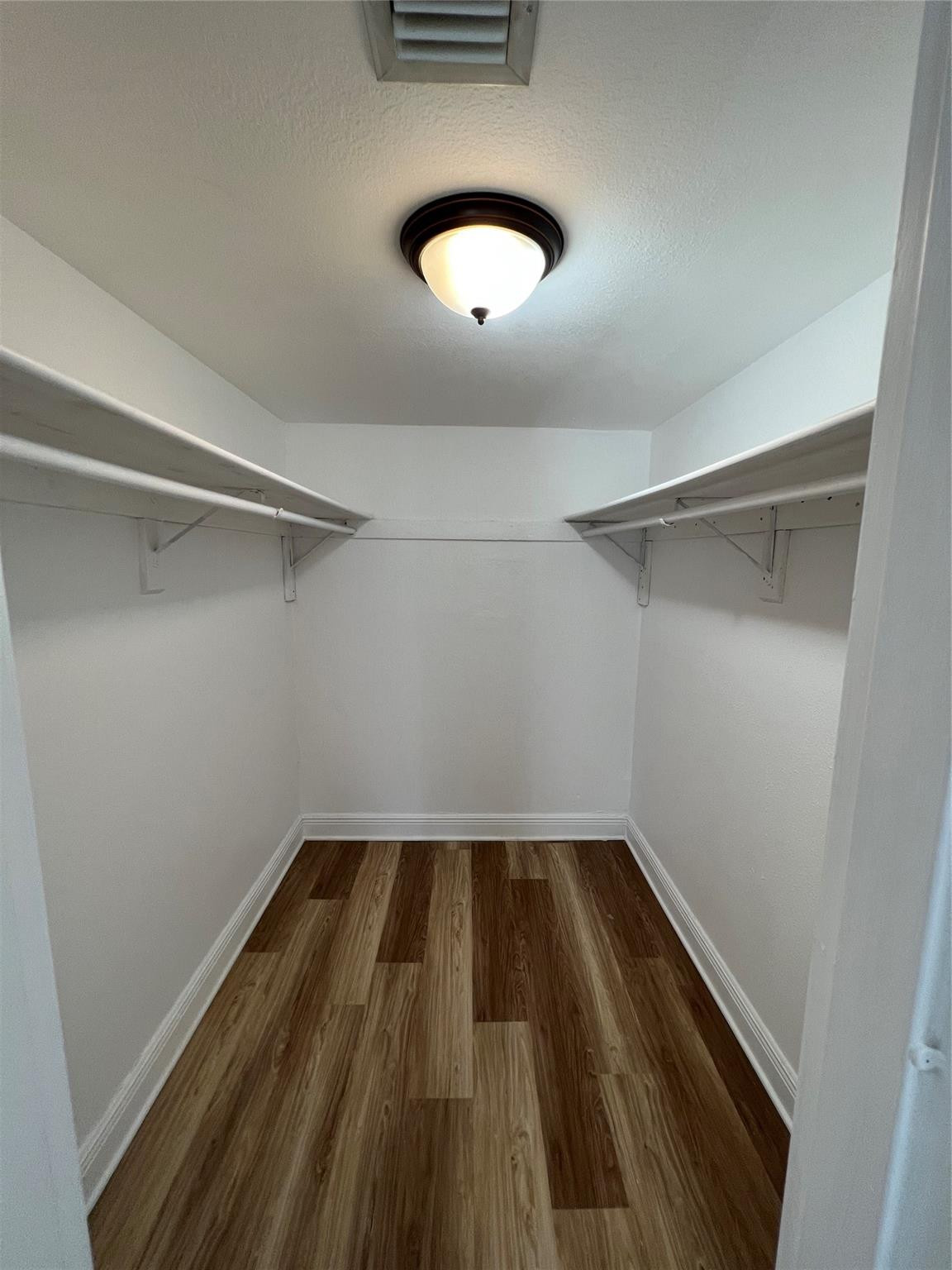 DORAL GARDENS II CONDO - Residential Lease