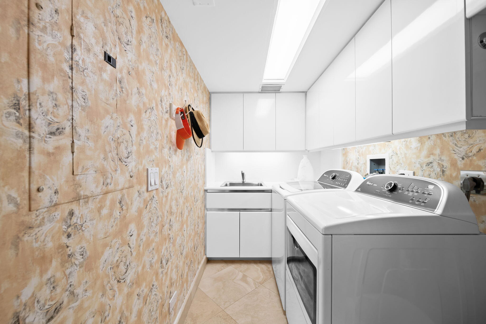 VILLA COSTA CONDO - Residential