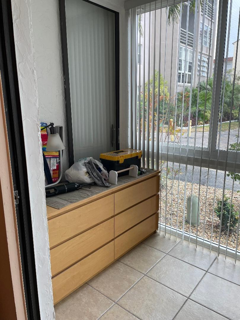 SOMERSET NO 1 CONDO - Residential