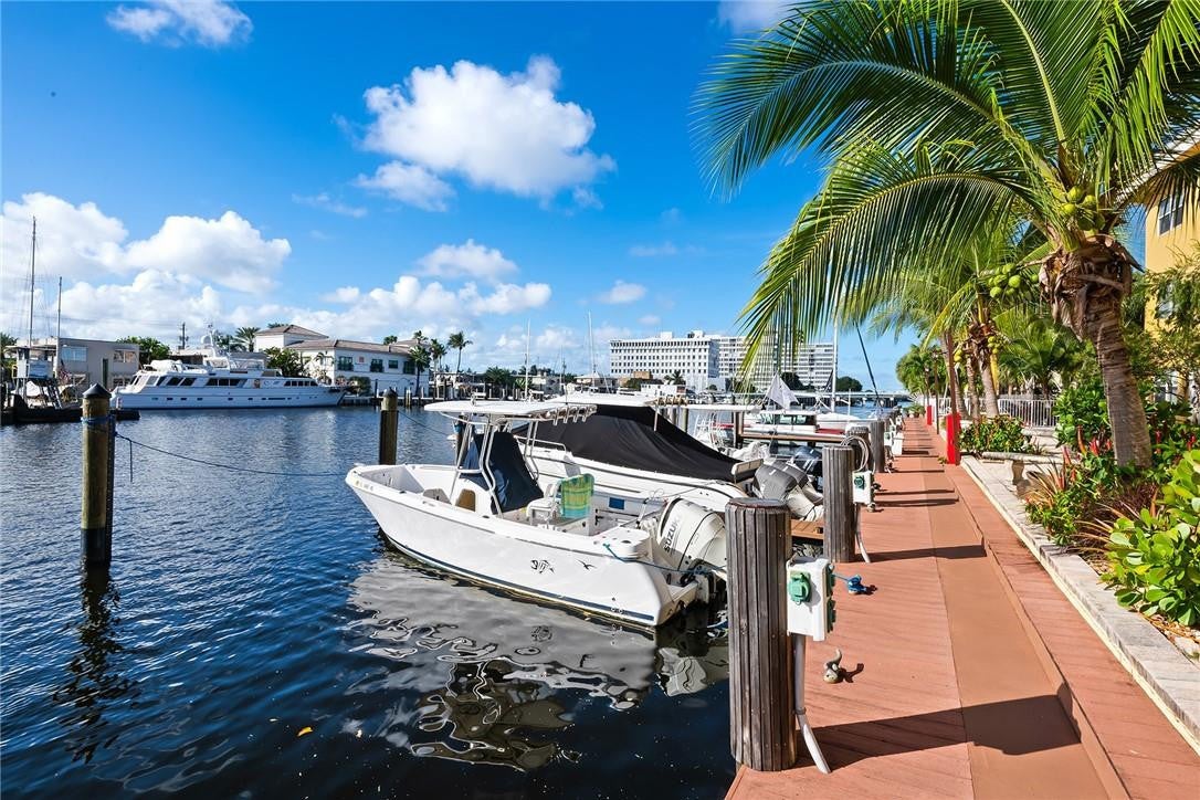 815 Middle River Drive 205, Fort Lauderdale FL 33304