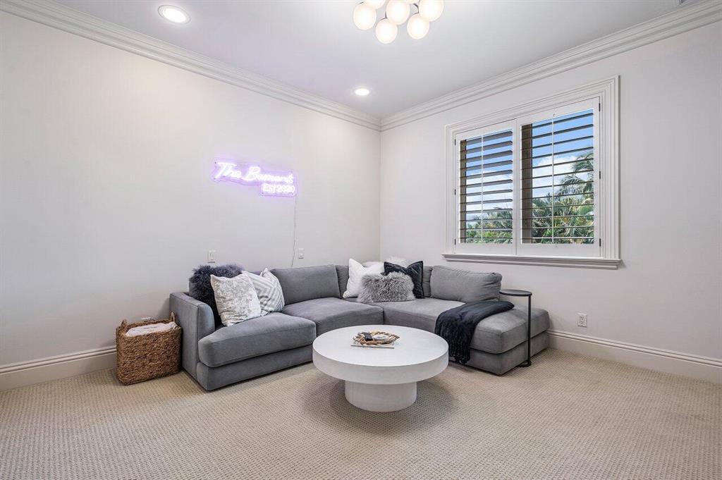 THE OAKS AT BOCA RATON - Residential