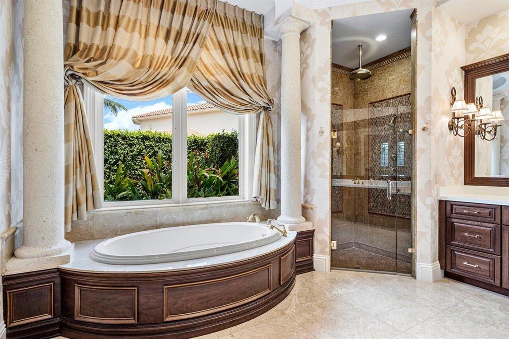 THE OAKS AT BOCA RATON - Residential