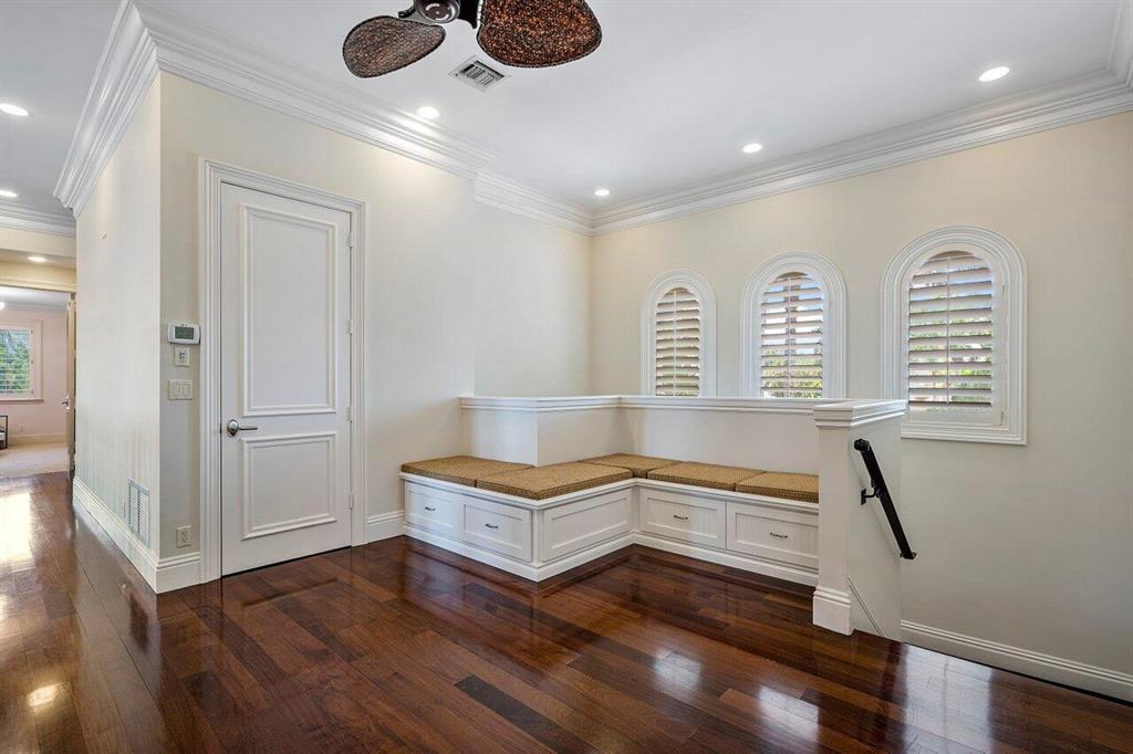 THE OAKS AT BOCA RATON - Residential