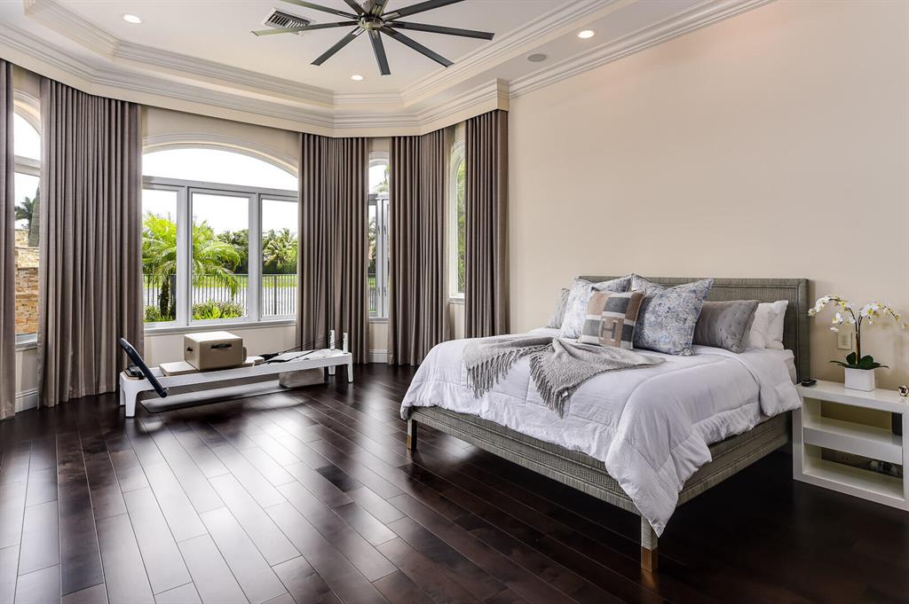 THE OAKS AT BOCA RATON - Residential